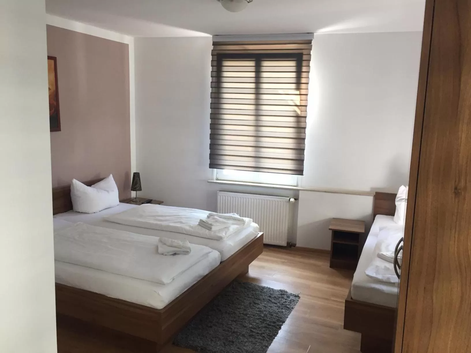 Bed in Hotel Ristorante Rostica