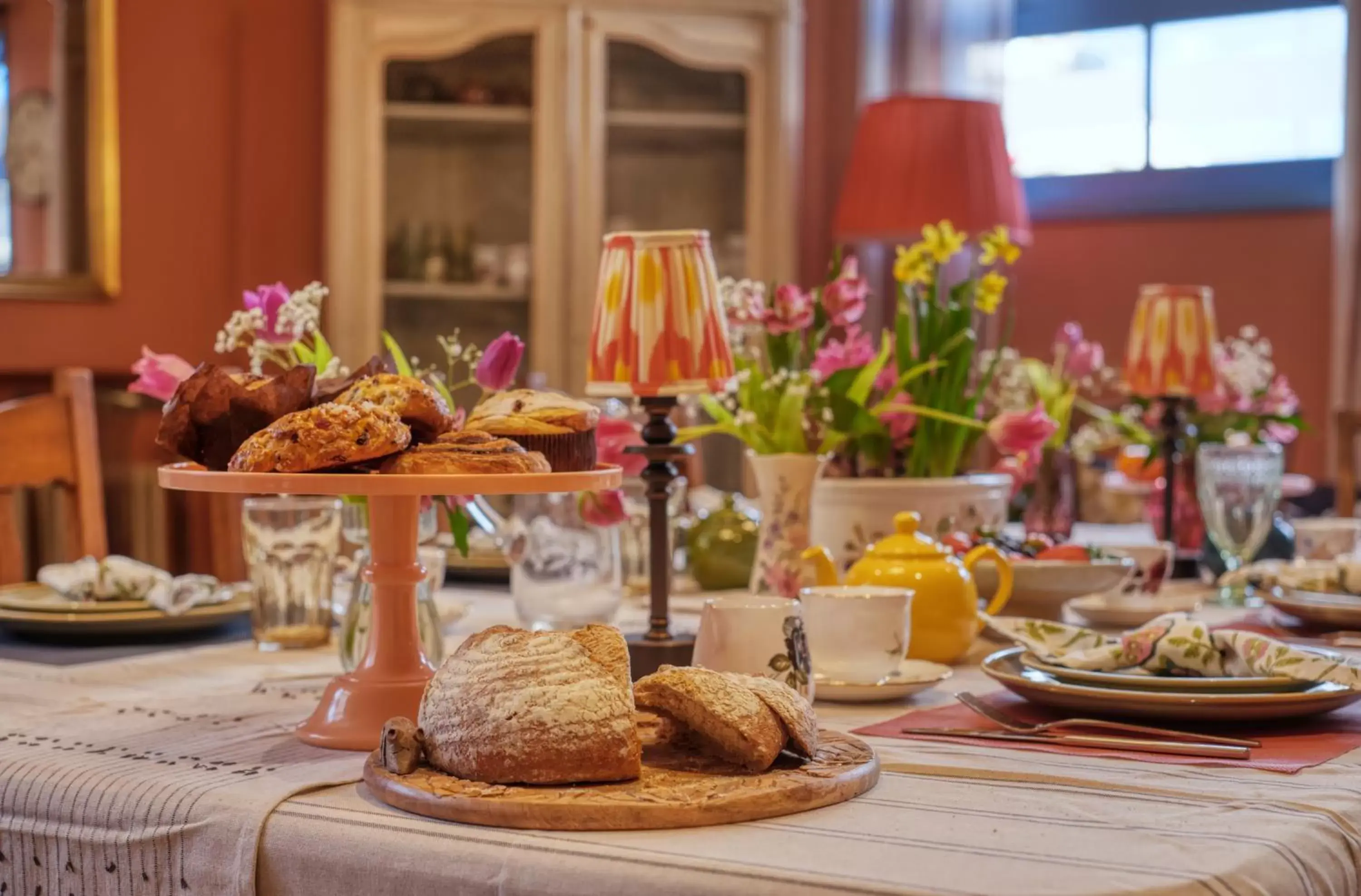 Breakfast in Hill House