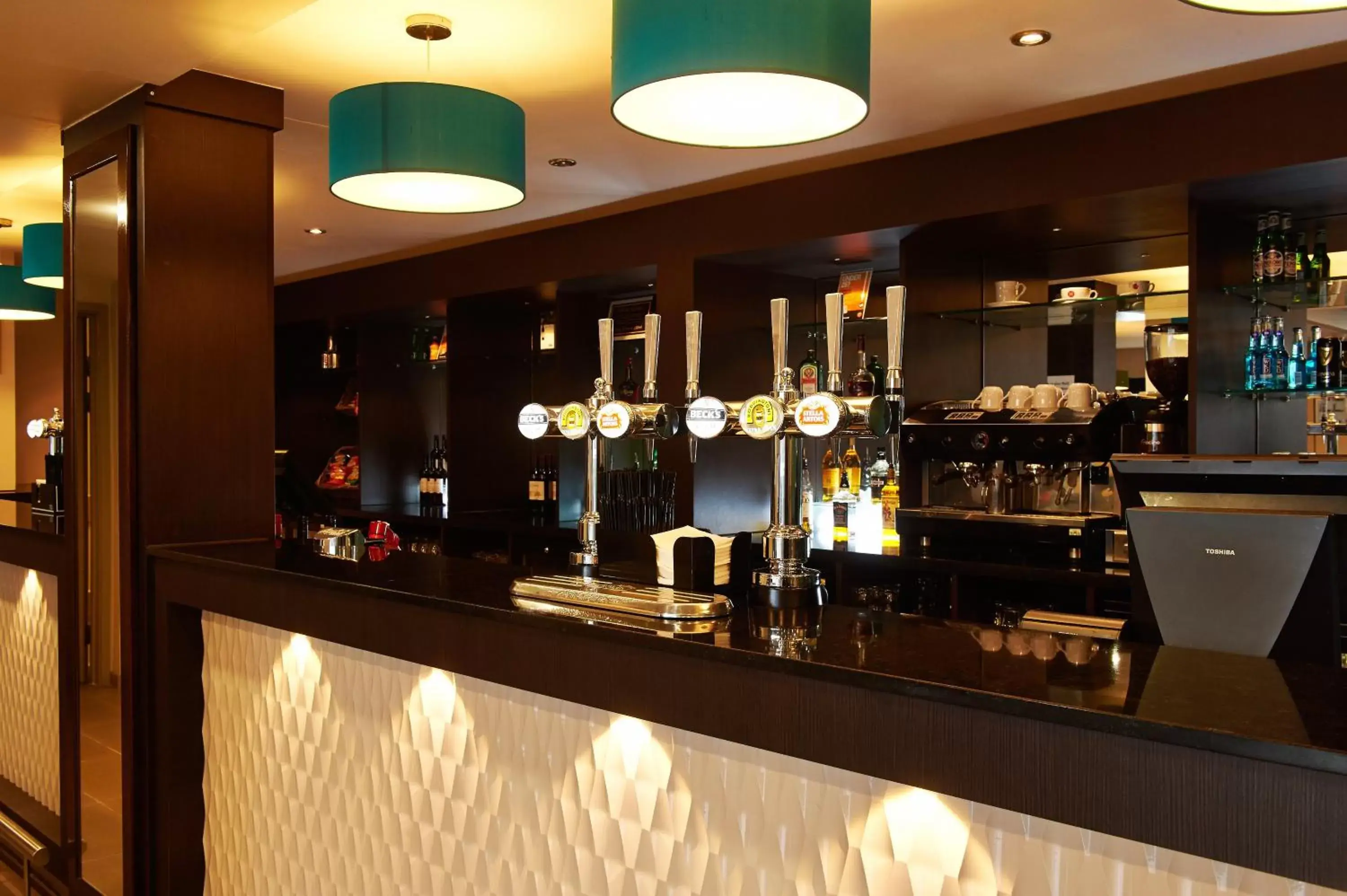 Lounge or bar, Lounge/Bar in Holiday Inn Express Manchester Airport, an IHG Hotel