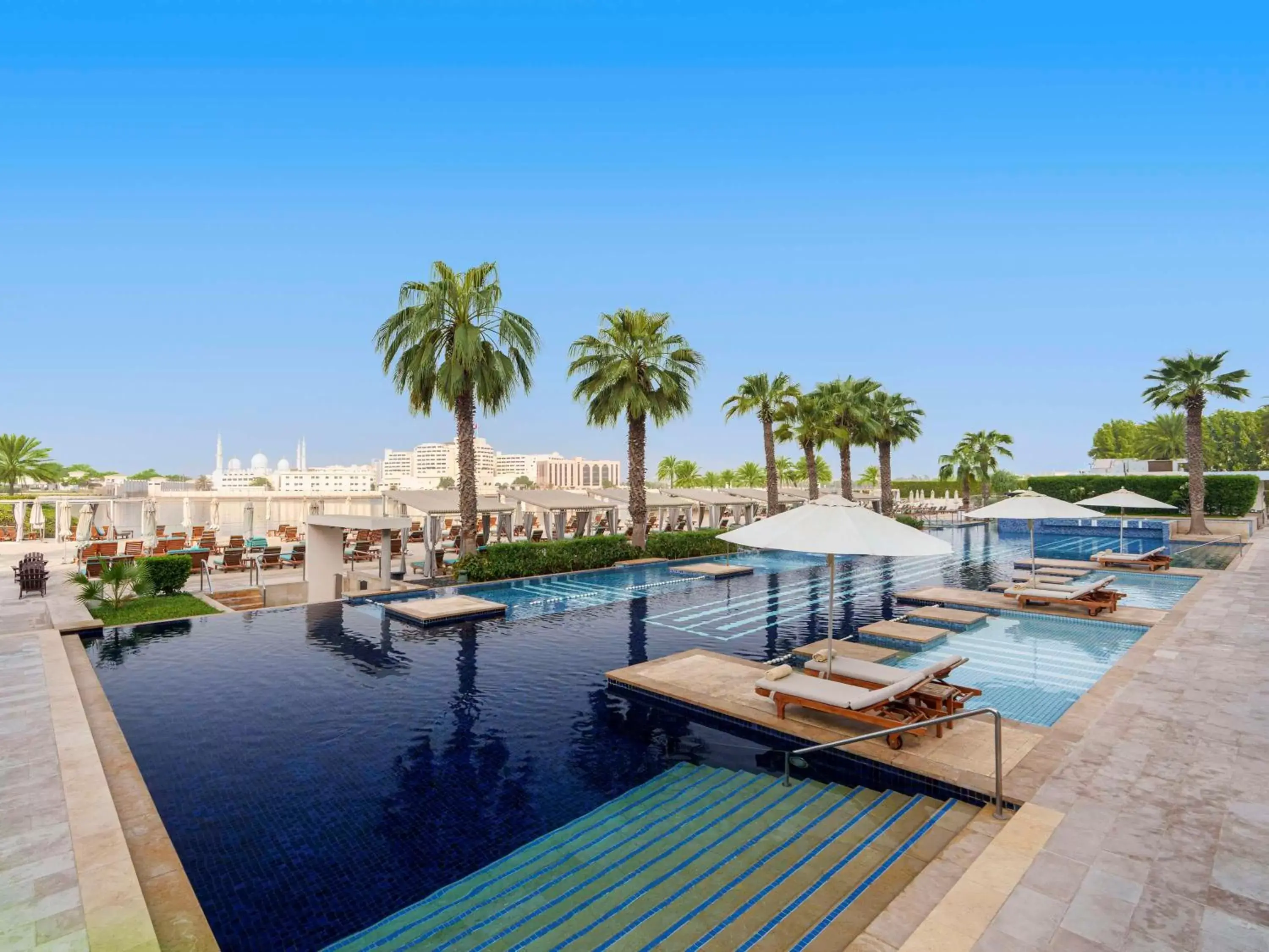 Pool view, Swimming Pool in Fairmont Bab Al Bahr