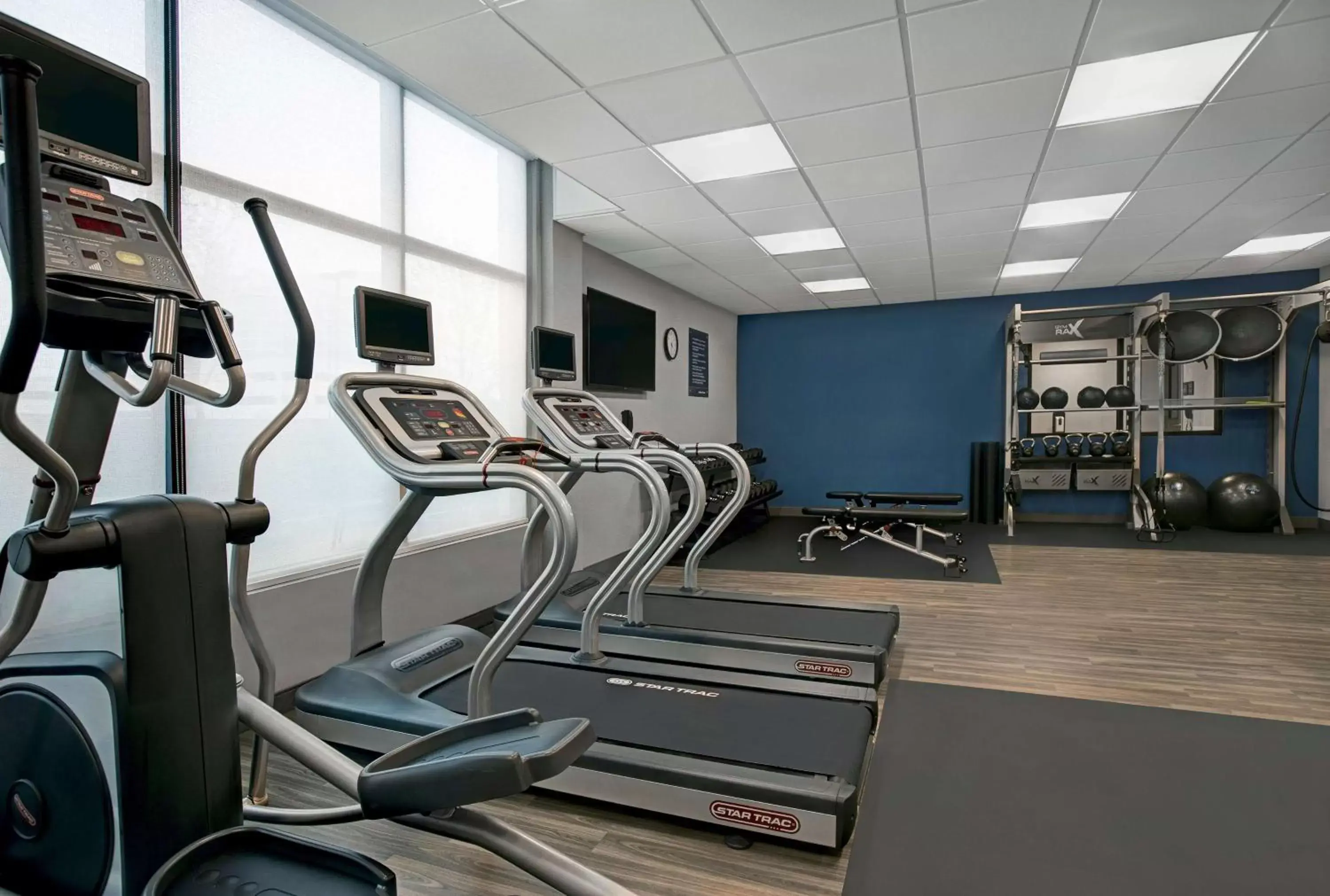 Fitness centre/facilities, Fitness Center/Facilities in Hampton Inn & Suites Farmers Branch Dallas, Tx