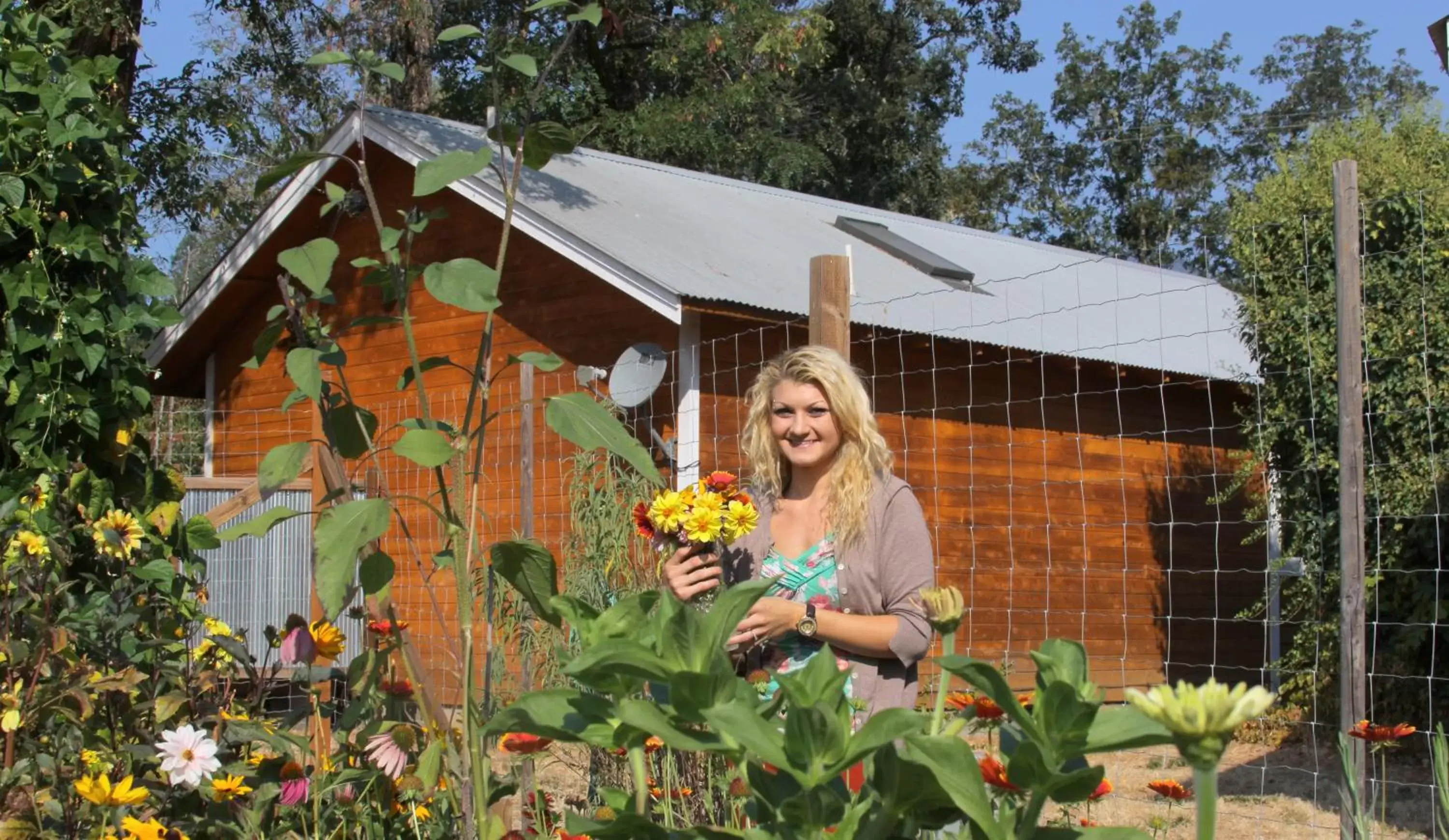 Garden view in Coho Cottages