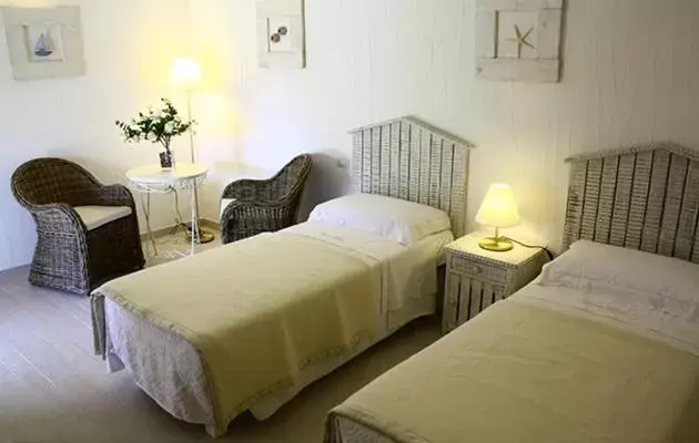Photo of the whole room, Bed in Cento Ulivi B&B