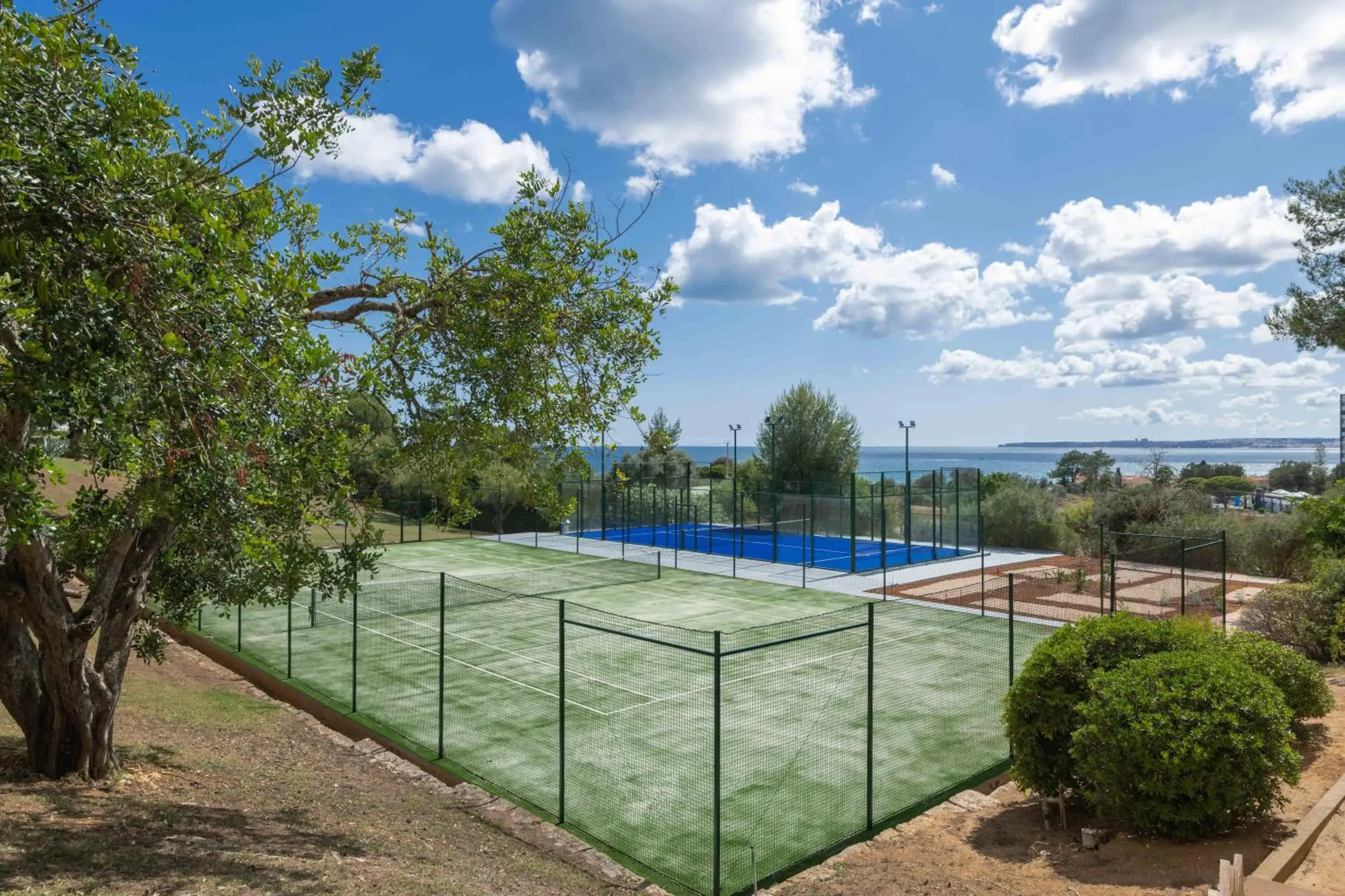 Tennis court, Tennis/Squash in Pestana Delfim Beach & Golf Hotel