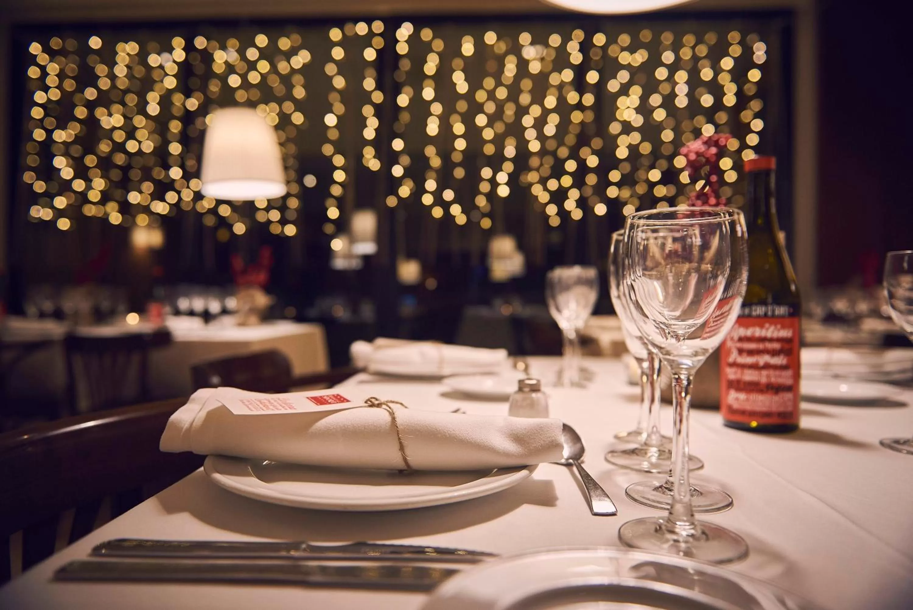 Restaurant/places to eat in Hotel-Hostal Sport