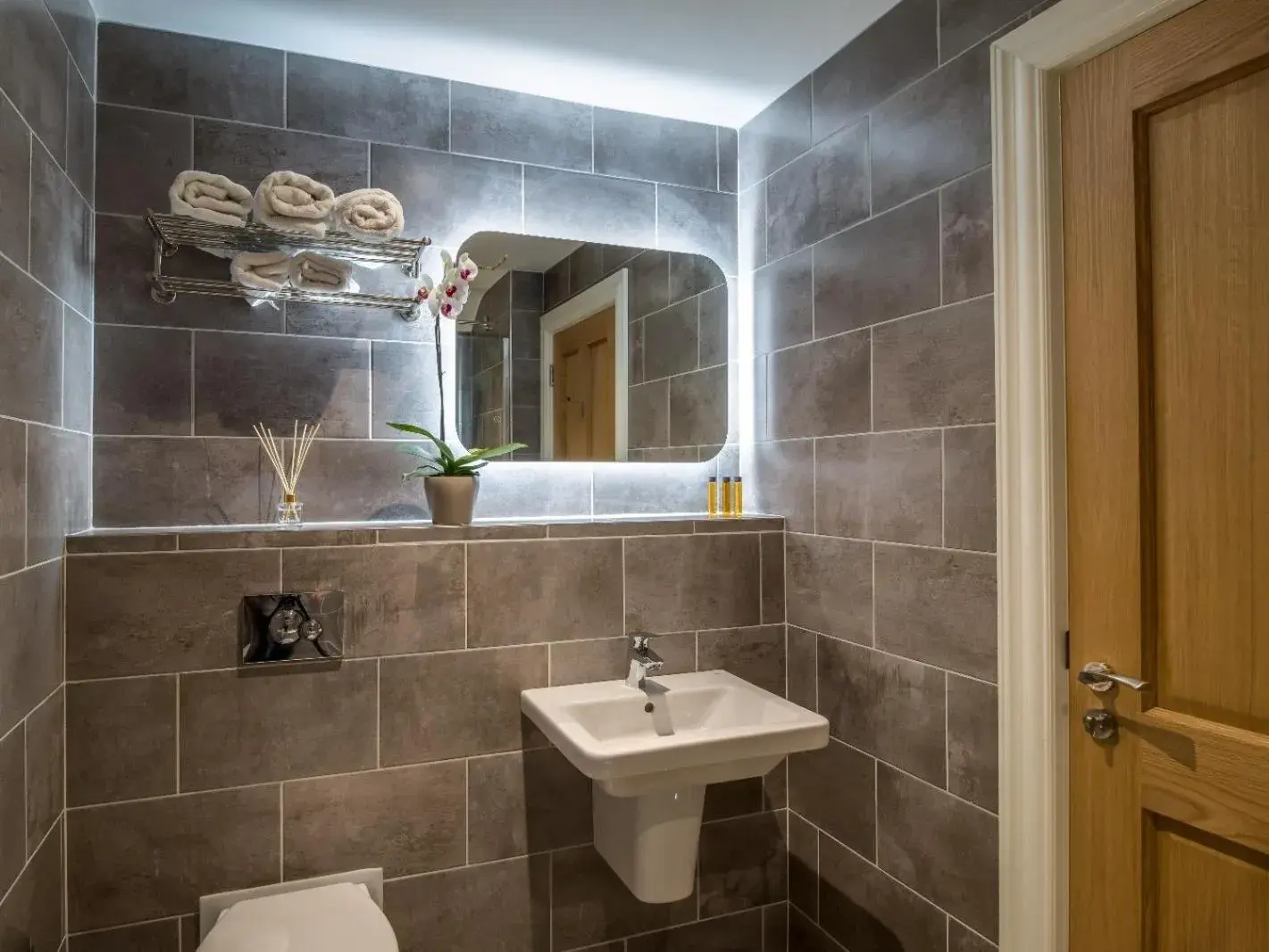 Bathroom in Kingston's Townhouse