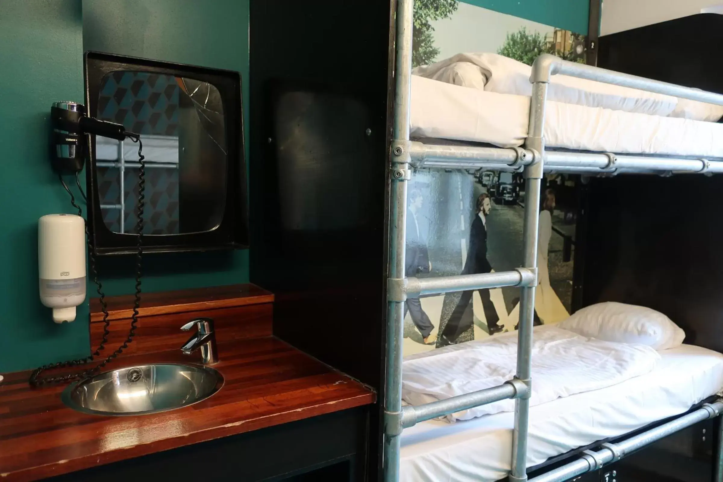 Bed in 8-Bed Mixed Dormitory Room in Copenhagen Downtown Hostel