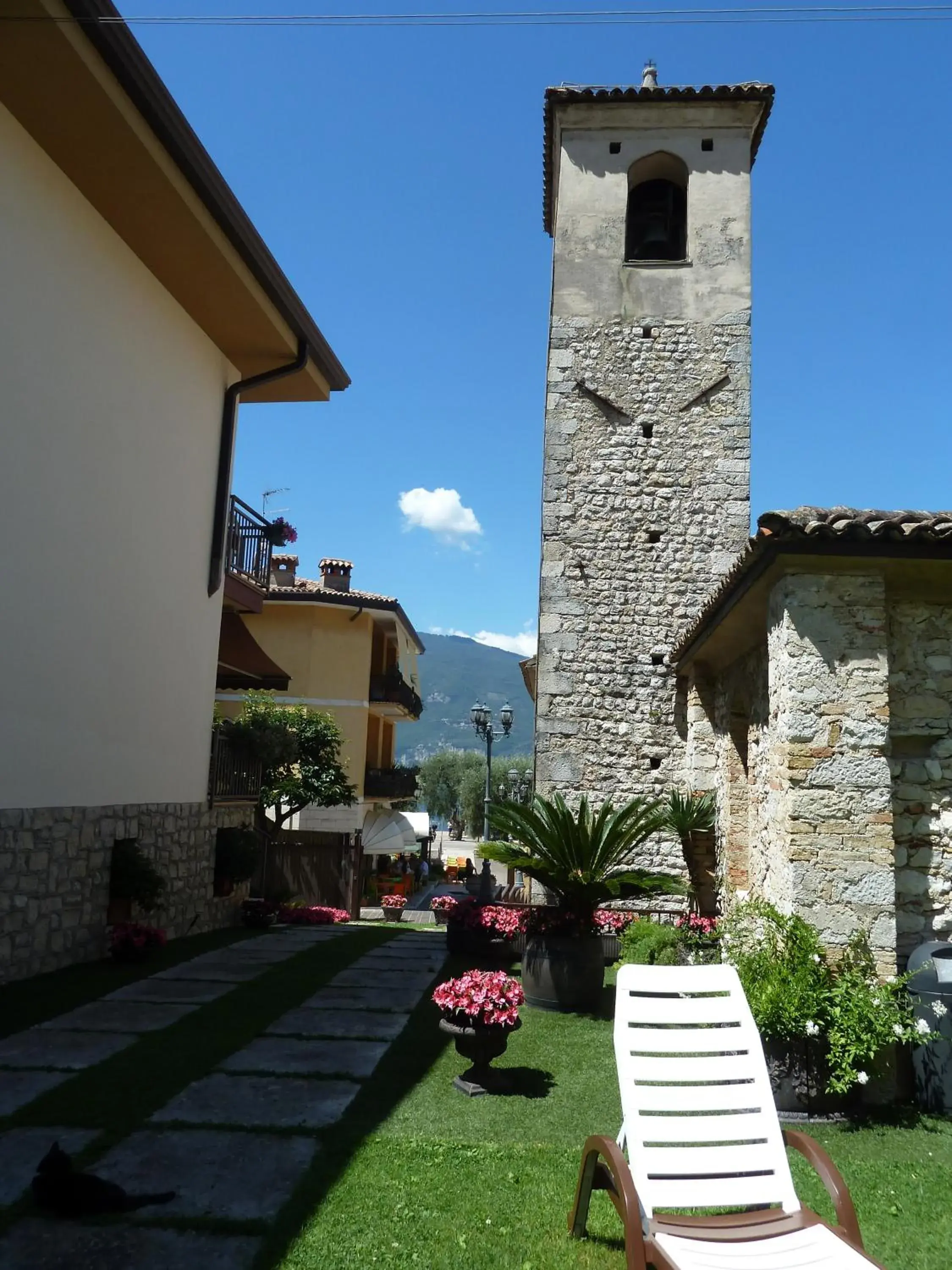 City view, Patio/Outdoor Area in Albergo Casa Este