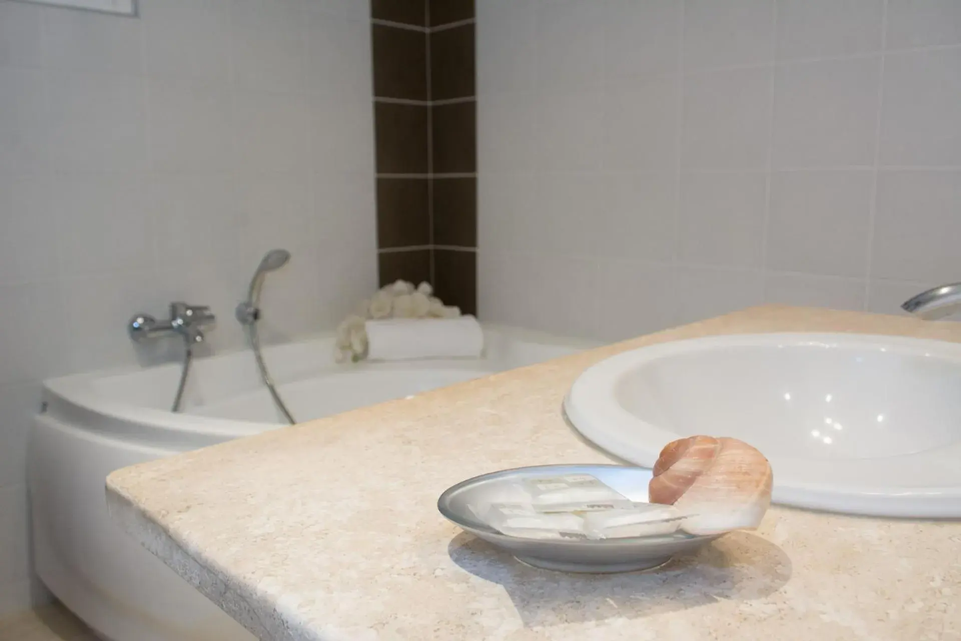 Mare Triple Room in Hotel Roc E Mare Mare Triple Room in Hotel Roc E Mare