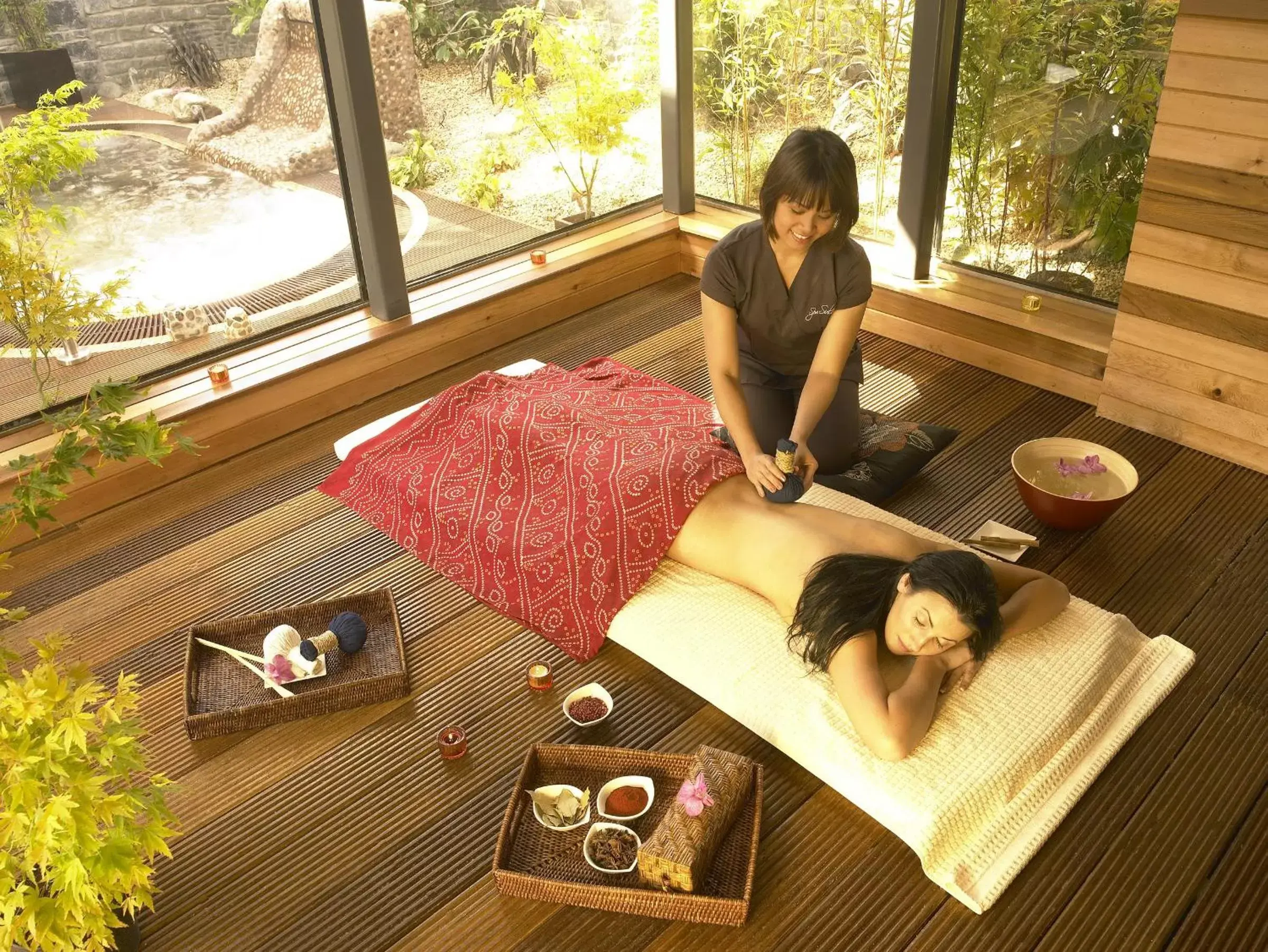 Spa and wellness centre/facilities in Castlecourt Hotel, Spa & Leisure Spa and wellness centre/facilities in Castlecourt Hotel, Spa & Leisure