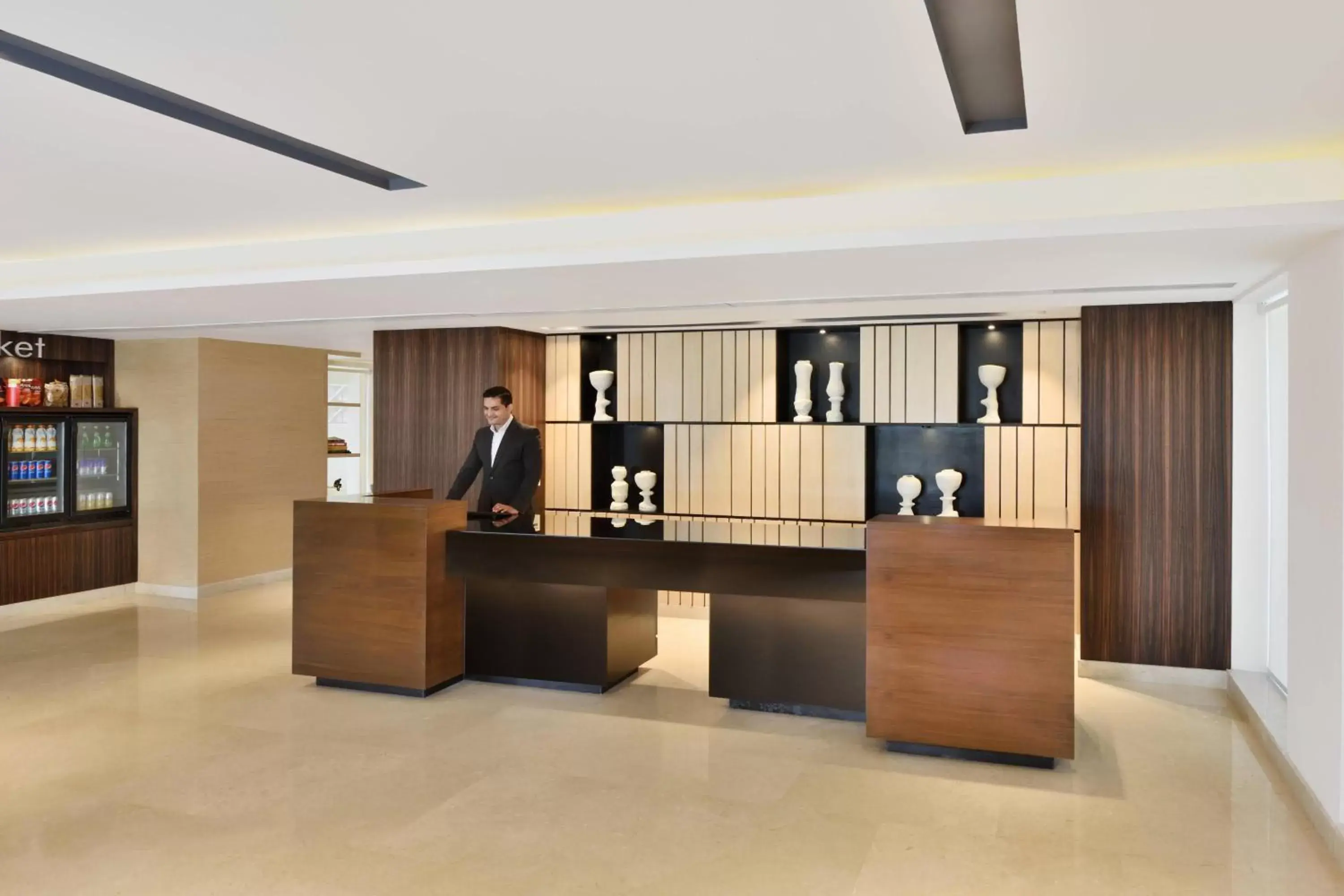 Lobby or reception, Lobby/Reception in Fairfield by Marriott Chennai OMR