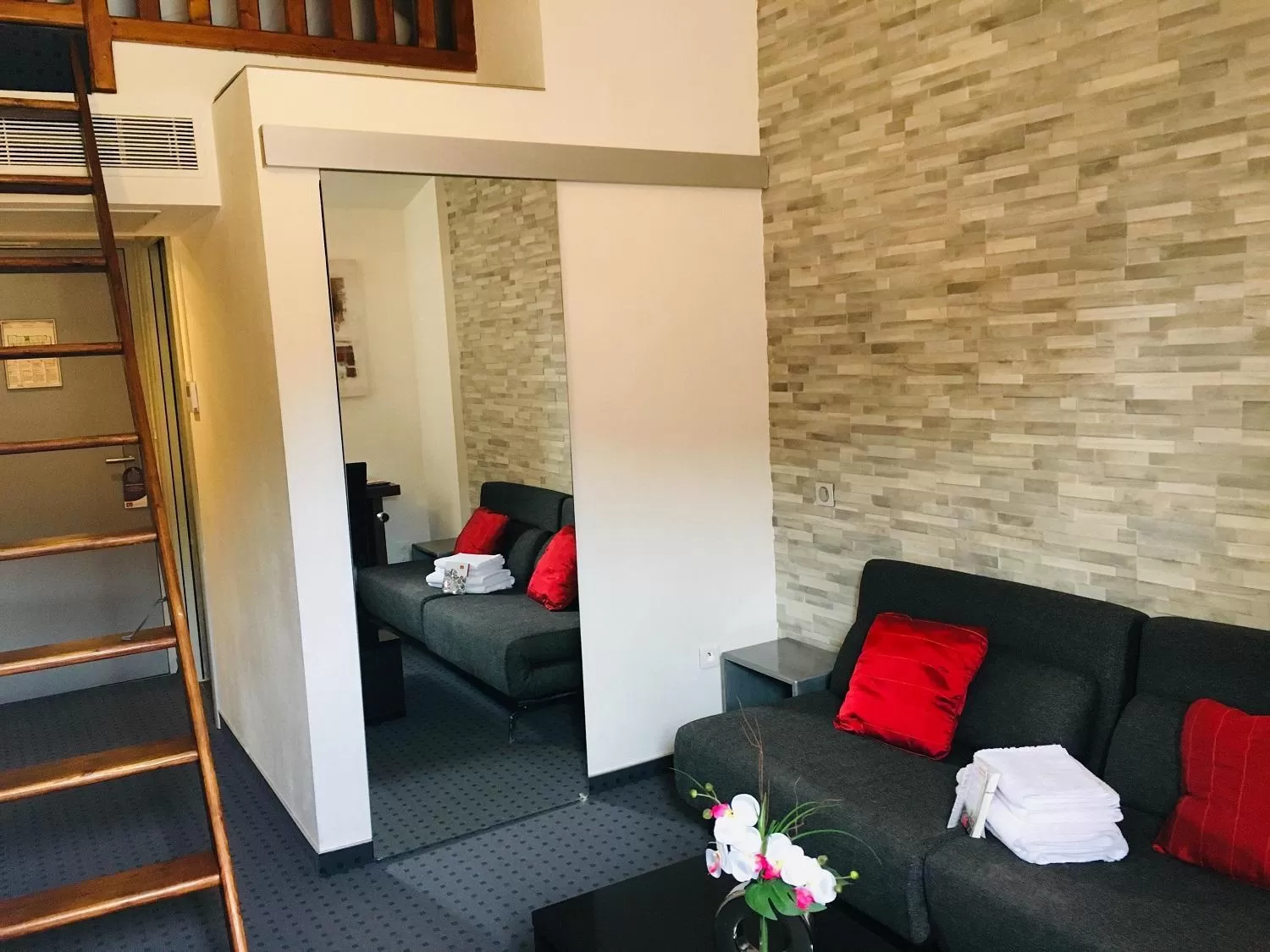 Superior Double Room with heated swimming pool access in Hotel & Spa Gil de France Cap d'Agde