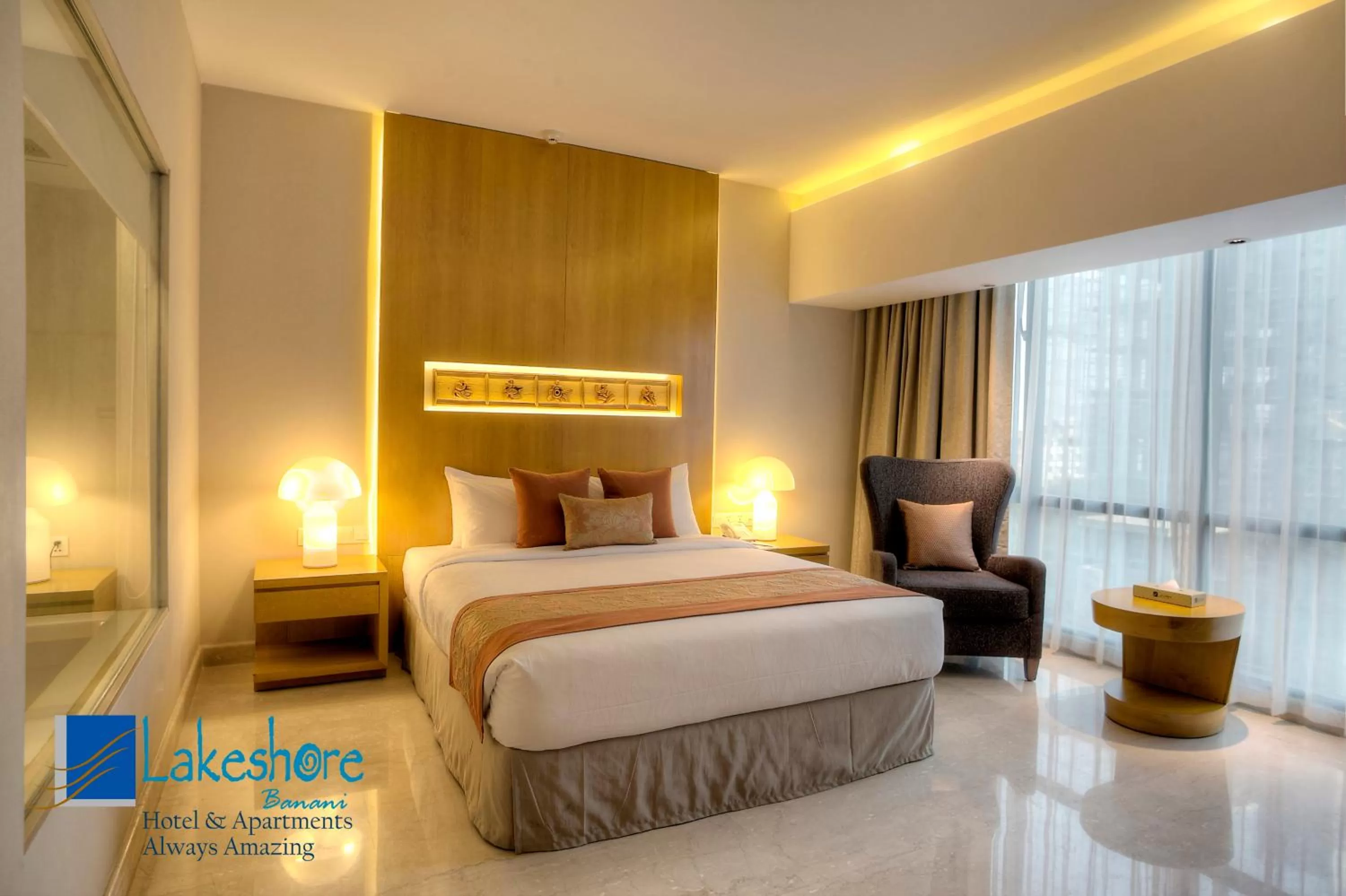 Bed in Lakeshore Suites, Banani