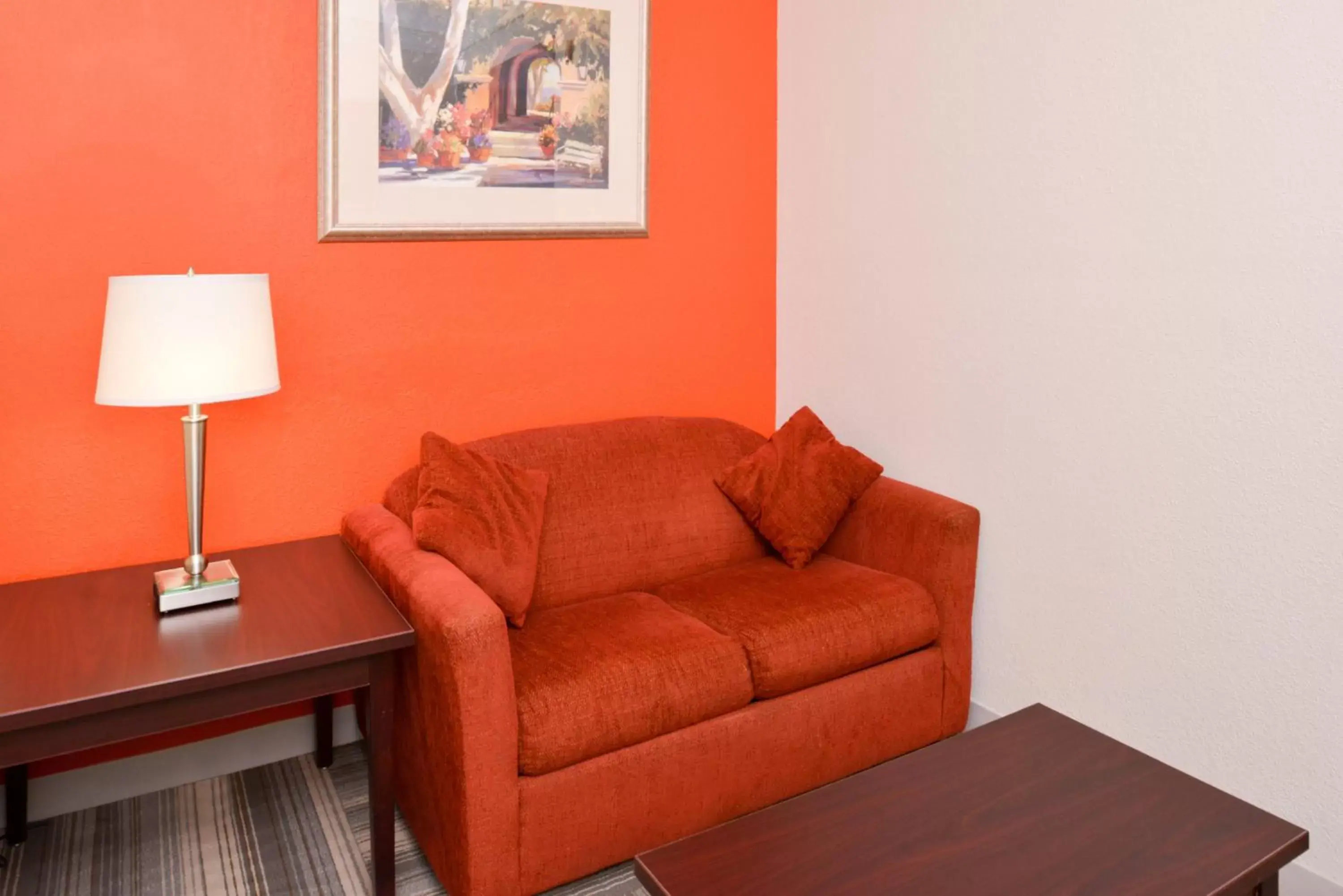 Bedroom, Seating Area in Holiday Inn Express & Suites Florida City-Gateway To Keys, an IHG Hotel