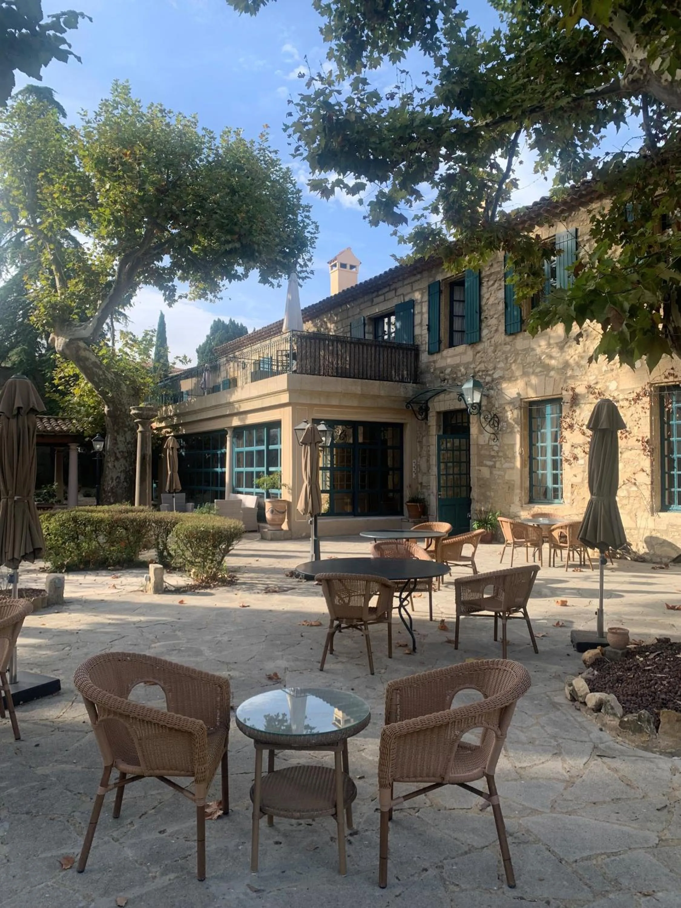 Balcony/Terrace in Hôtel la Magnaneraie