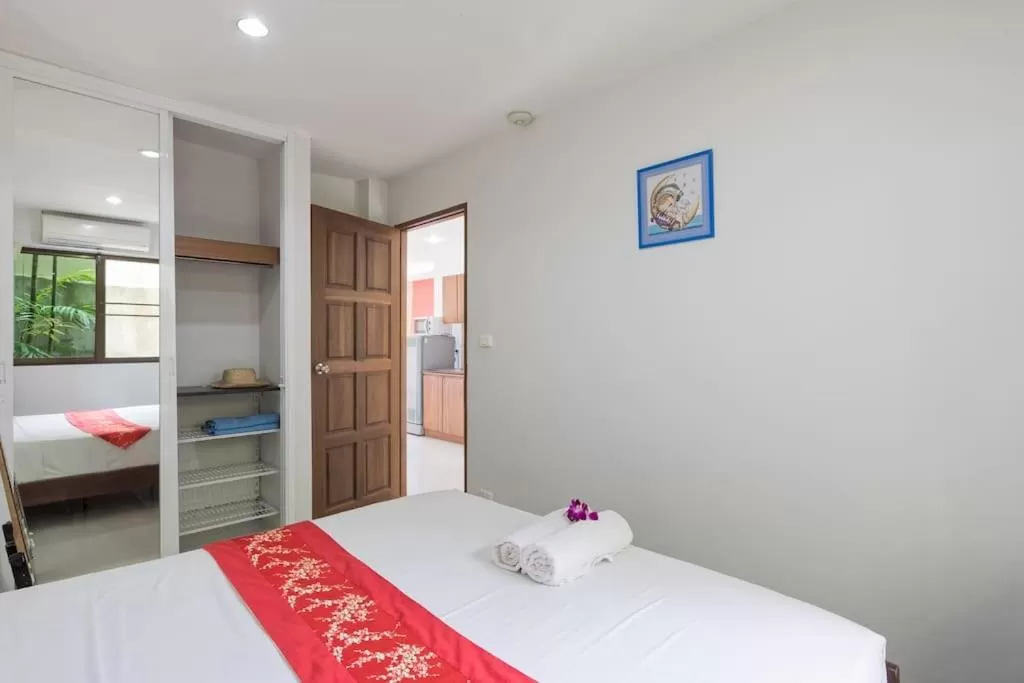 Bed in Mountain Seaview Luxury Apartments