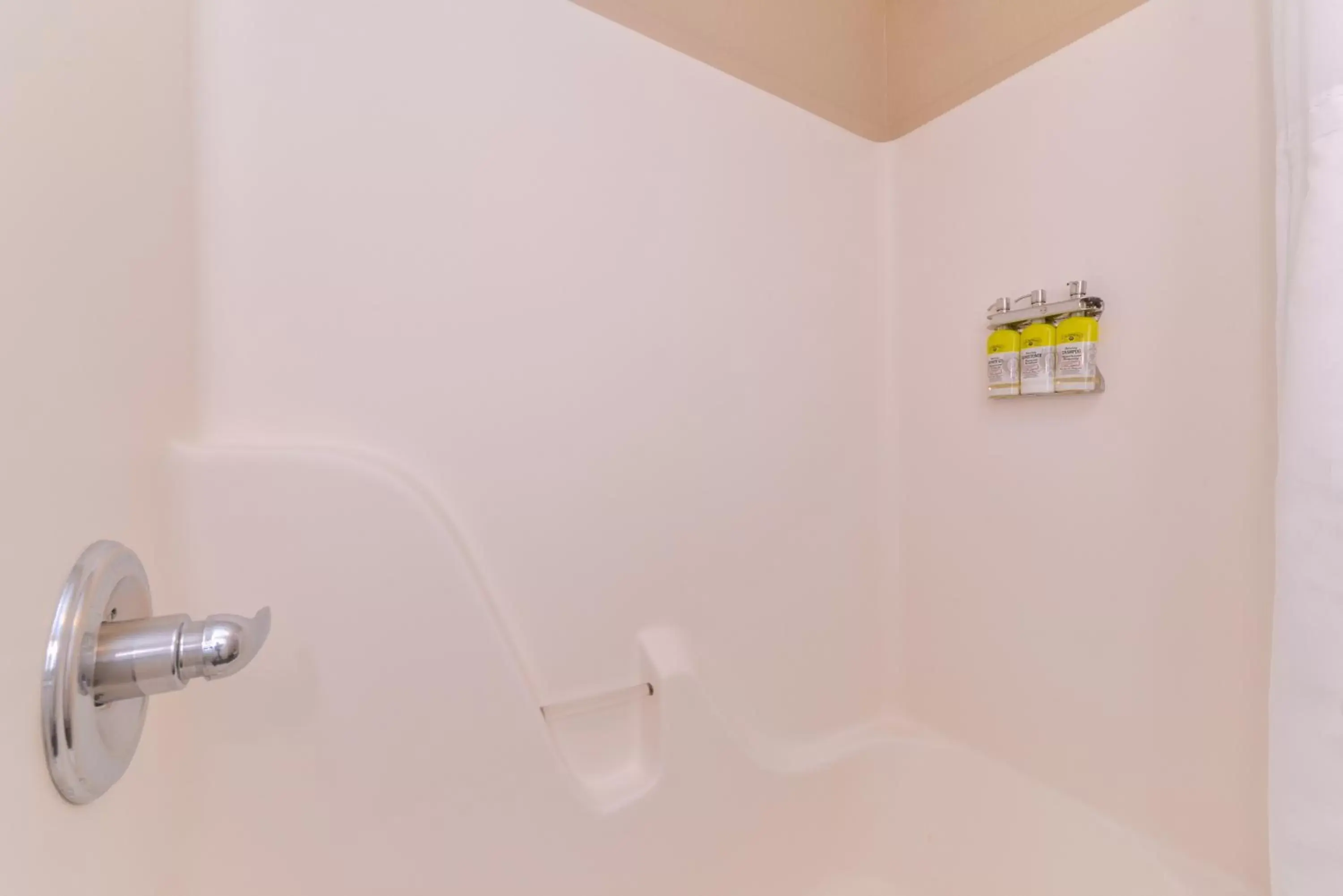 Bedroom, Bathroom in Staybridge Suites Indianapolis-Fishers, an IHG Hotel