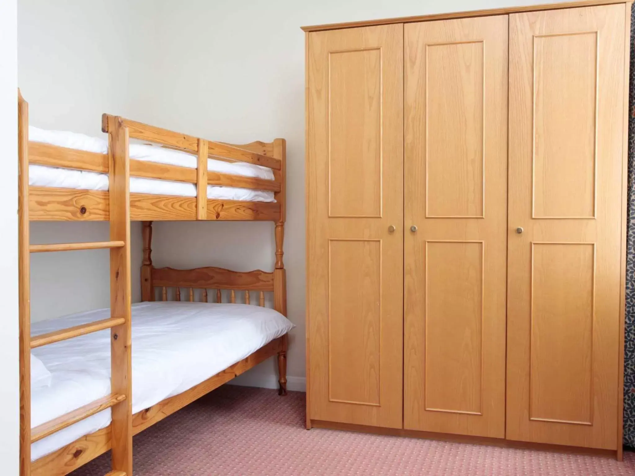 Bunk Bed in TLH Derwent Hotel - TLH Leisure, Entertainment and Spa Resort