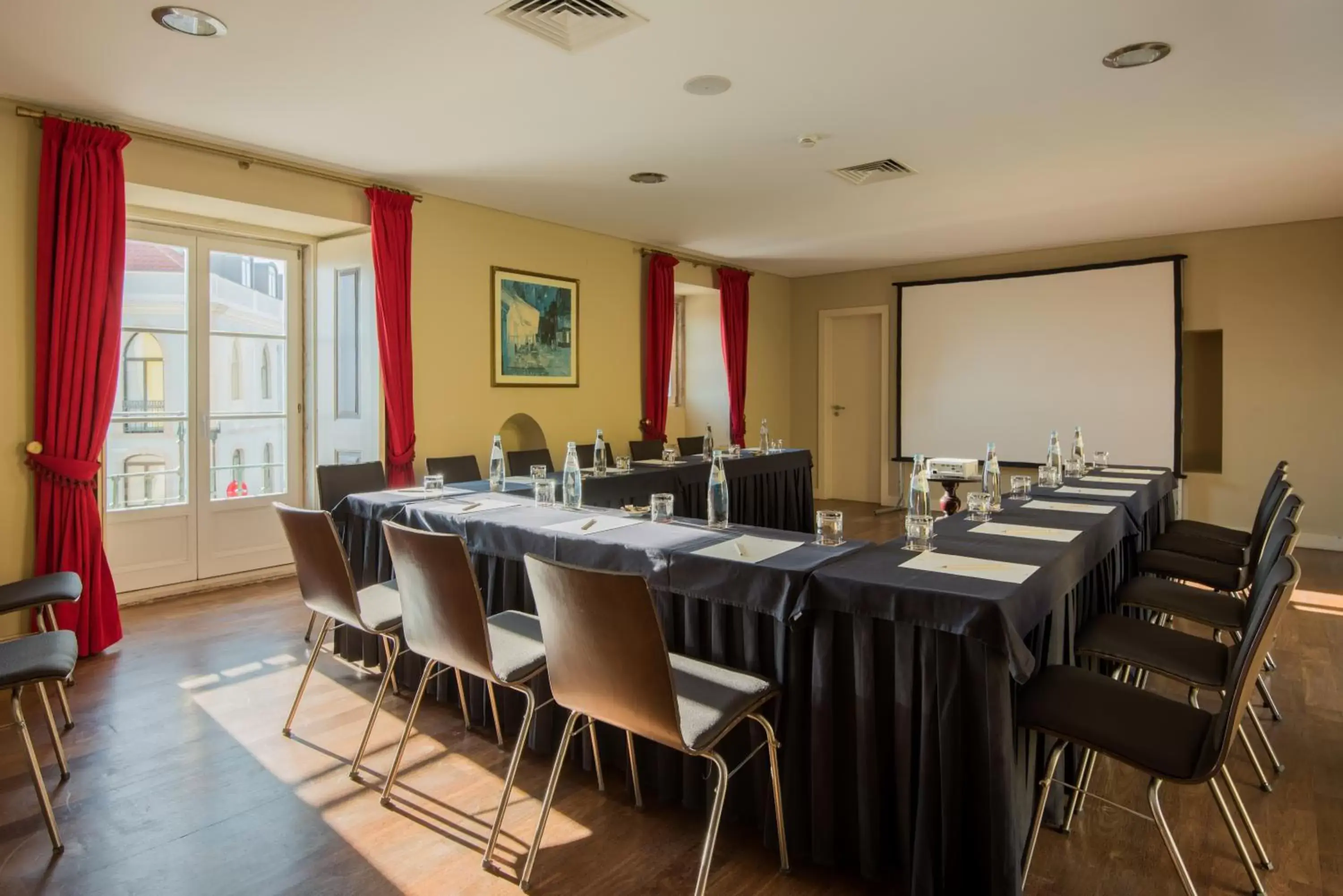 Meeting/conference room in Vila Gale Collection Palácio dos Arcos