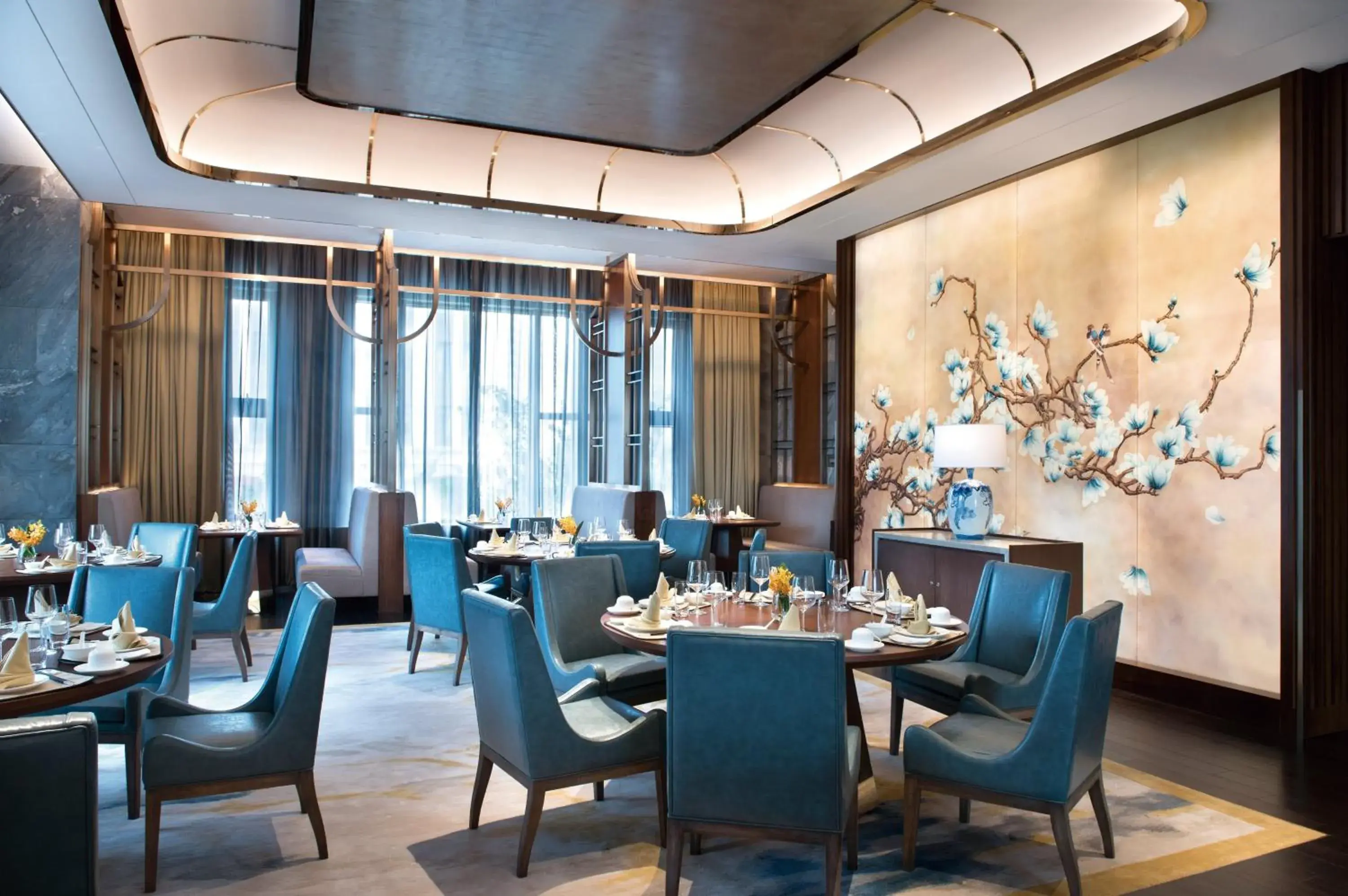 Restaurant/Places to Eat in Crowne Plaza Shanghai Pujiang, an IHG Hotel