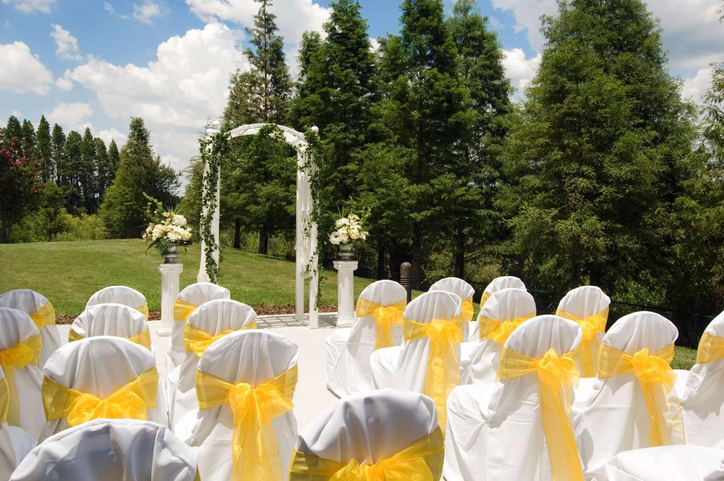 Garden in Hilton Garden Inn Tampa North