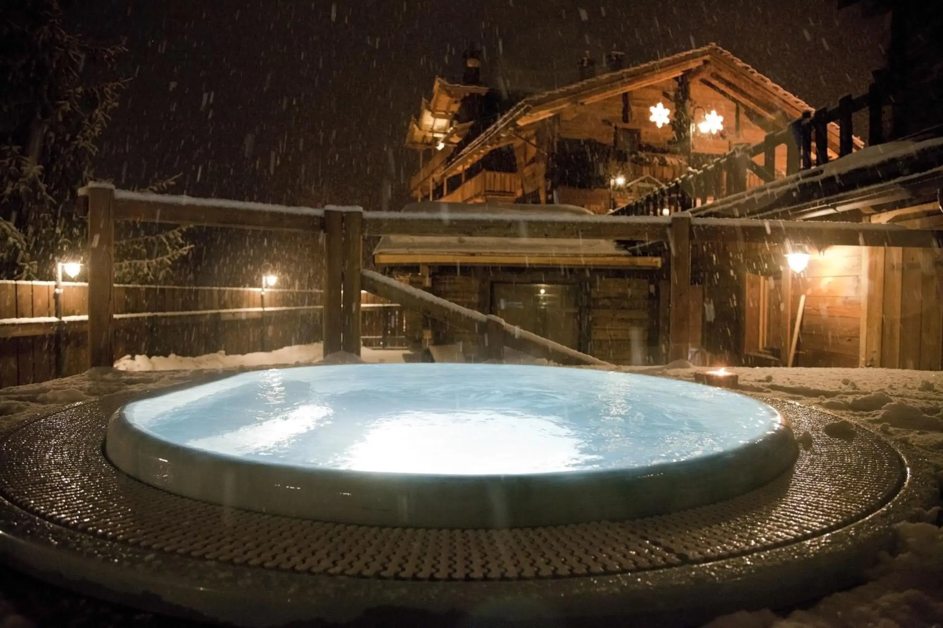 Spa and wellness centre/facilities, Swimming Pool in Hotel Chalet Svizzero