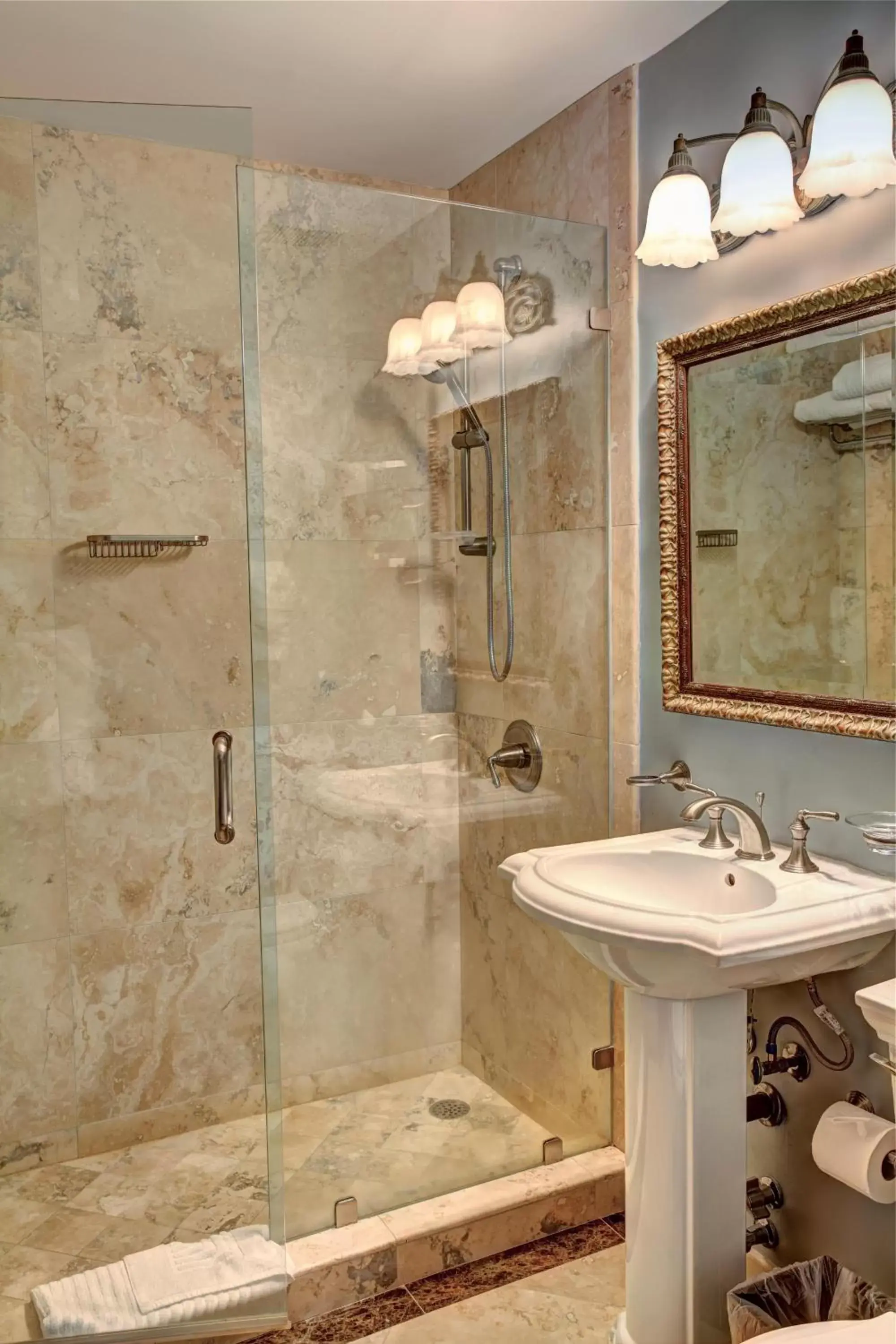 Shower, Bathroom in Sea View Hotel