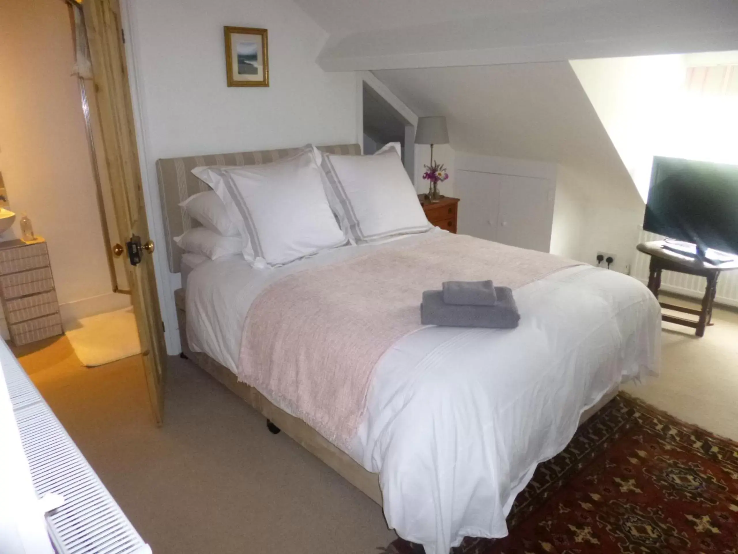 Bed in Cranberry Cottage