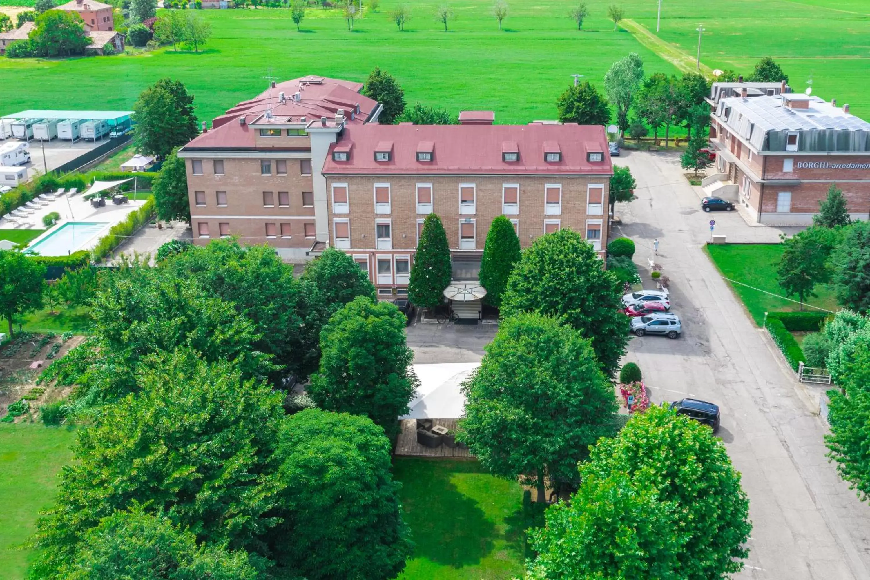 Bird's eye view, Bird's-eye View in Hotel Globo