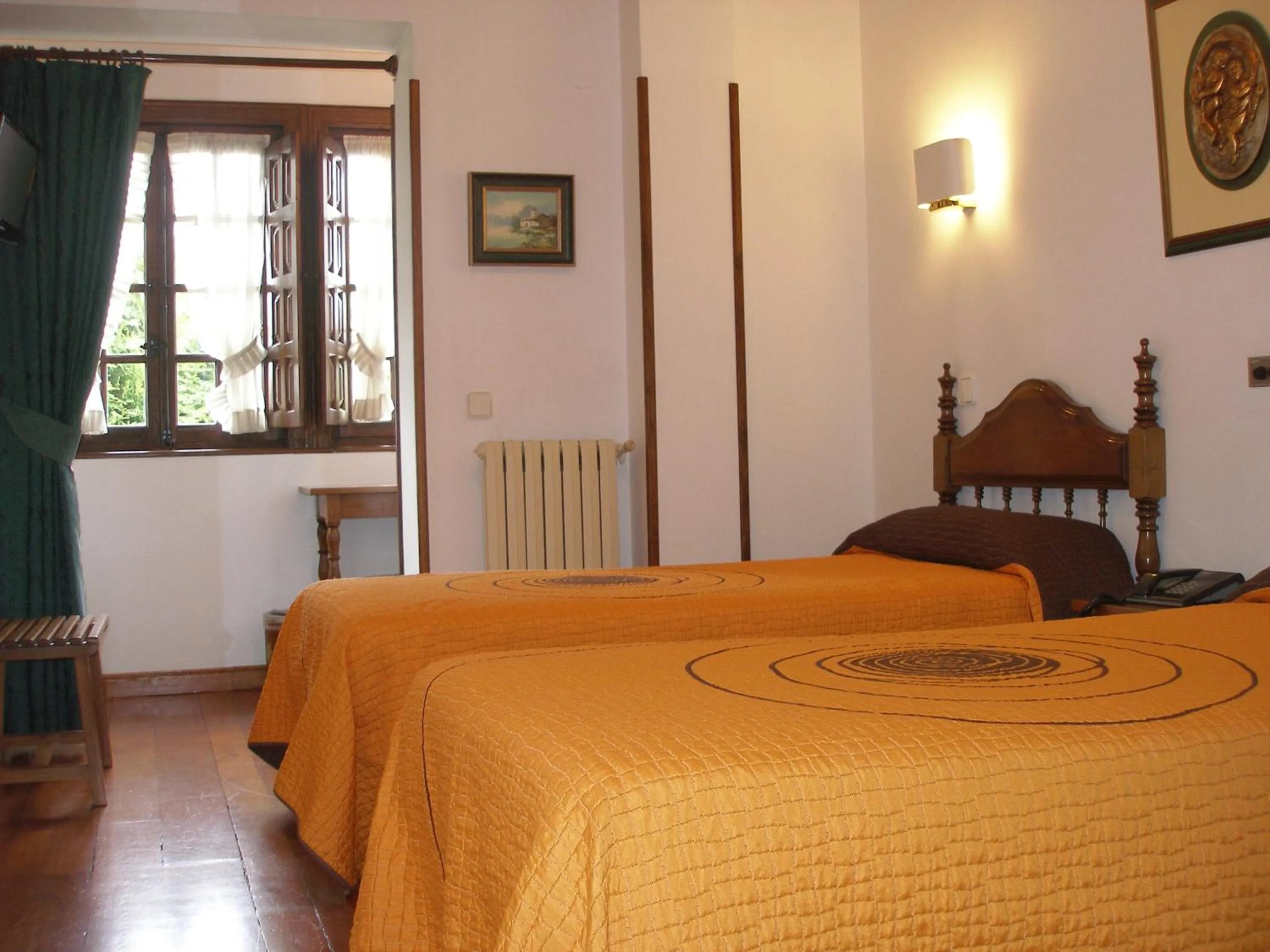 Photo of the whole room, Bed in Hotel Siglo XVIII