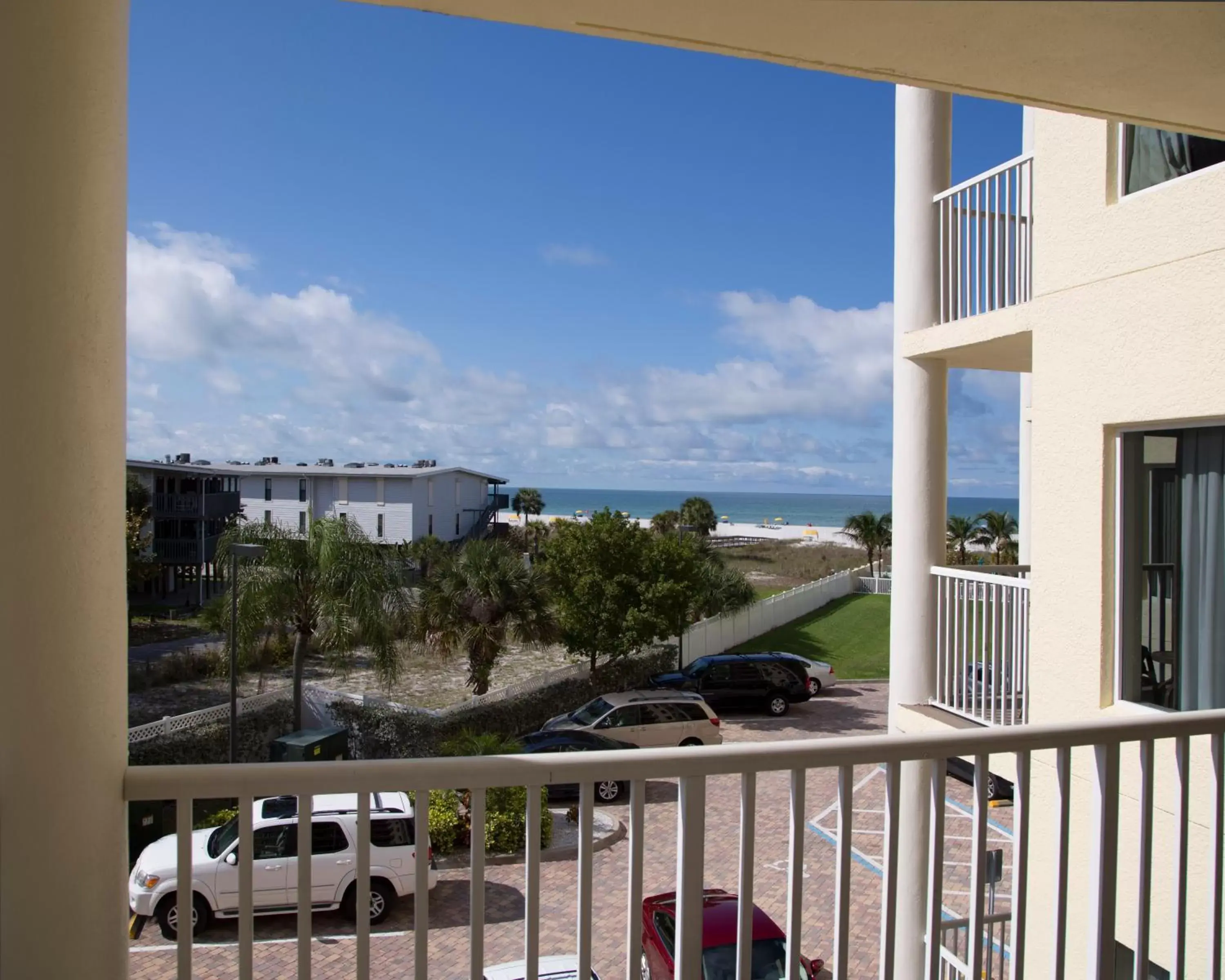 Sea view, Balcony/Terrace in Sunset Vistas Two Bedroom Beachfront Suites