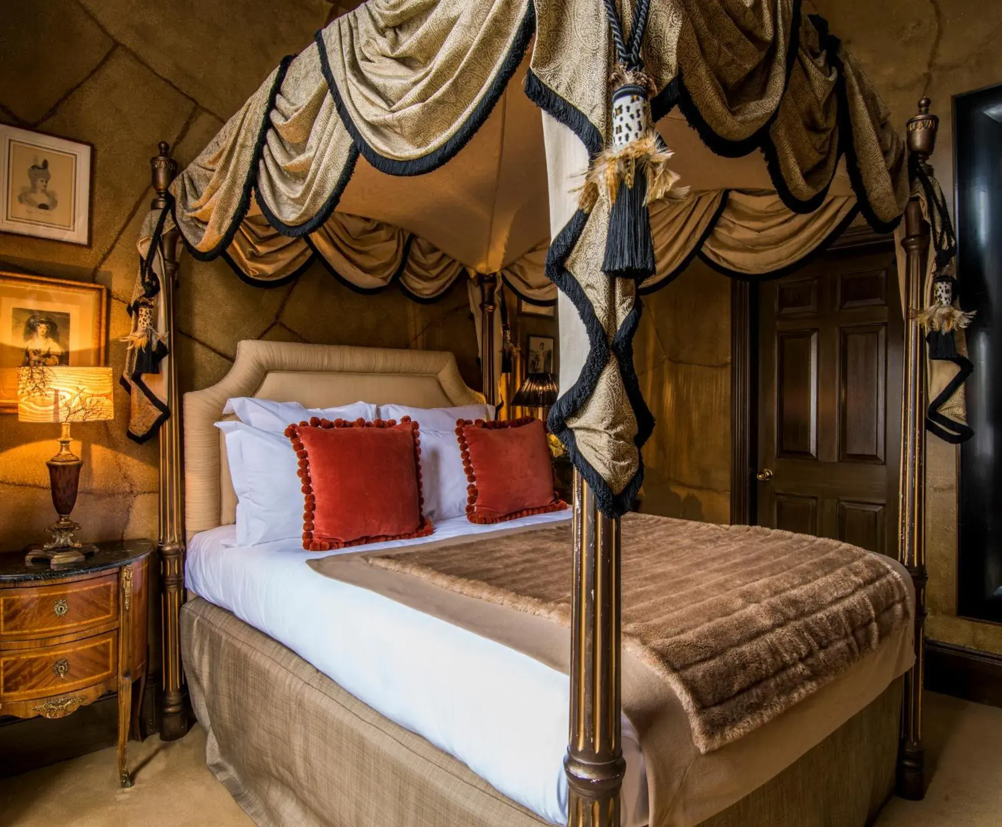 Bed in San Domenico House Bed in San Domenico House