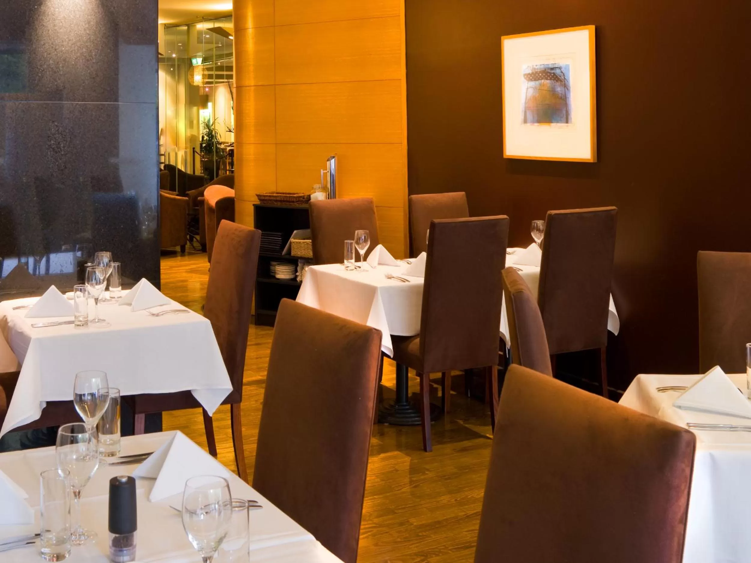 Restaurant/places to eat in Hotel Grand Chancellor Melbourne