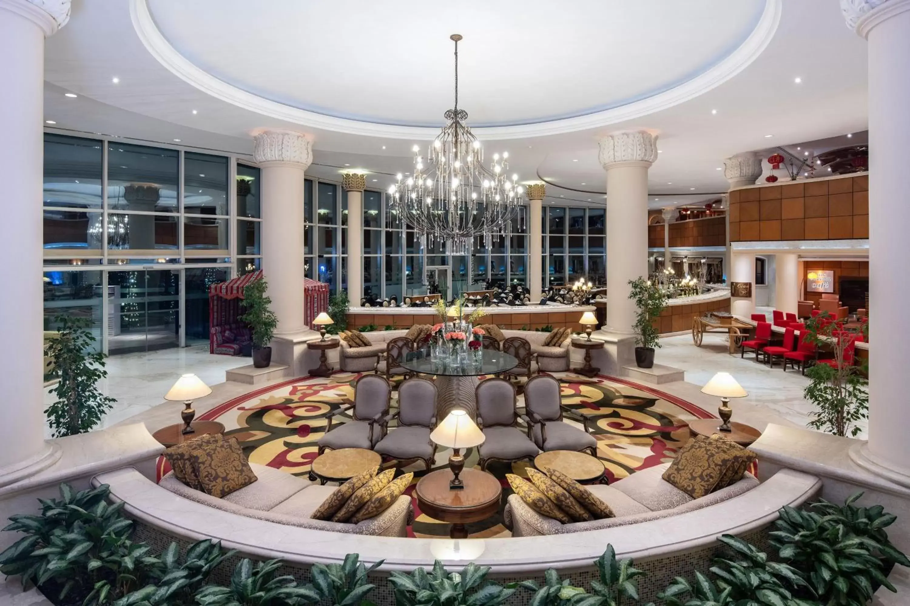 Lobby or reception in Sheraton Jumeirah Beach Resort
