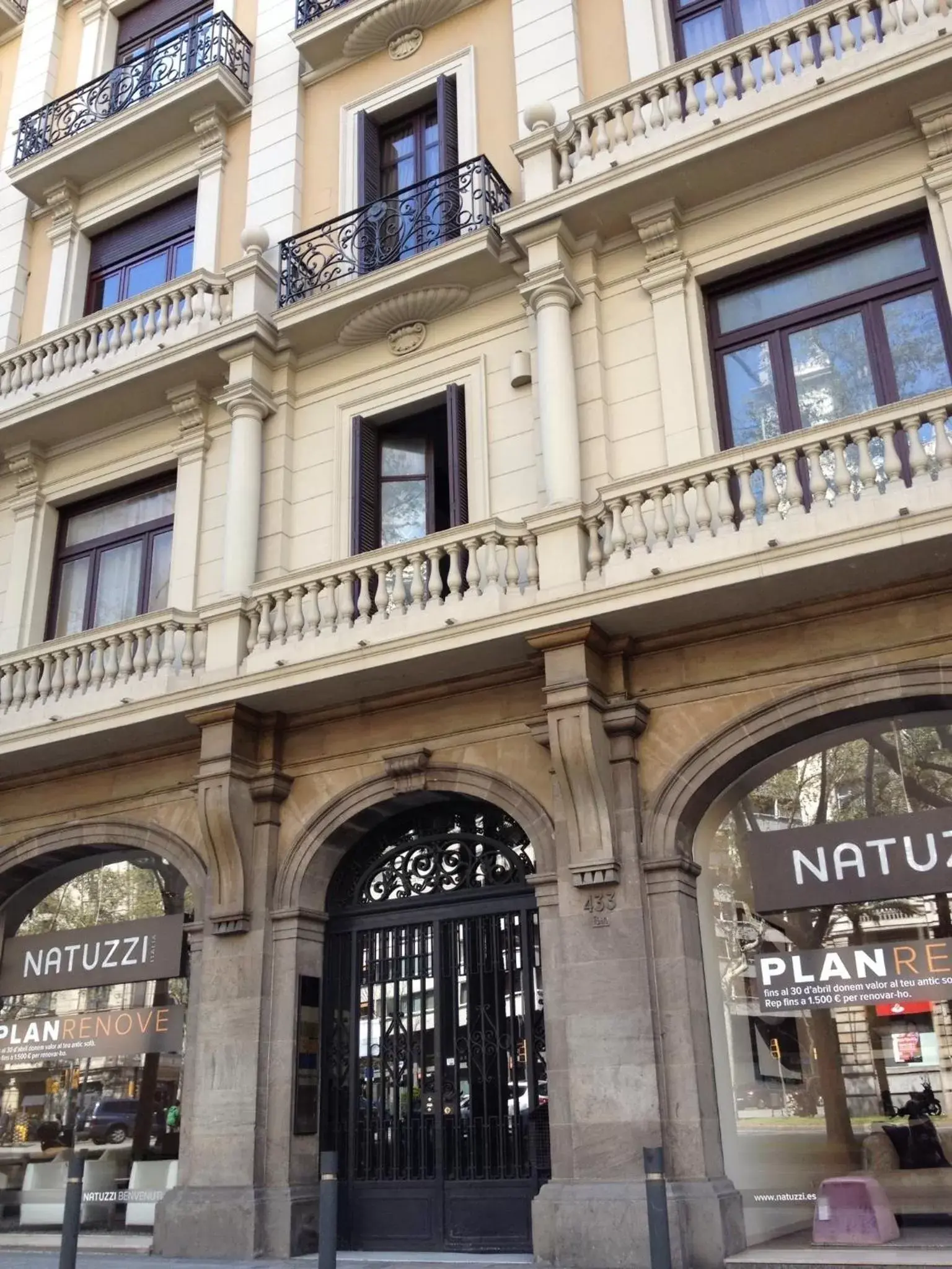 Facade/entrance, Property Building in Umma Barcelona B&B Boutique