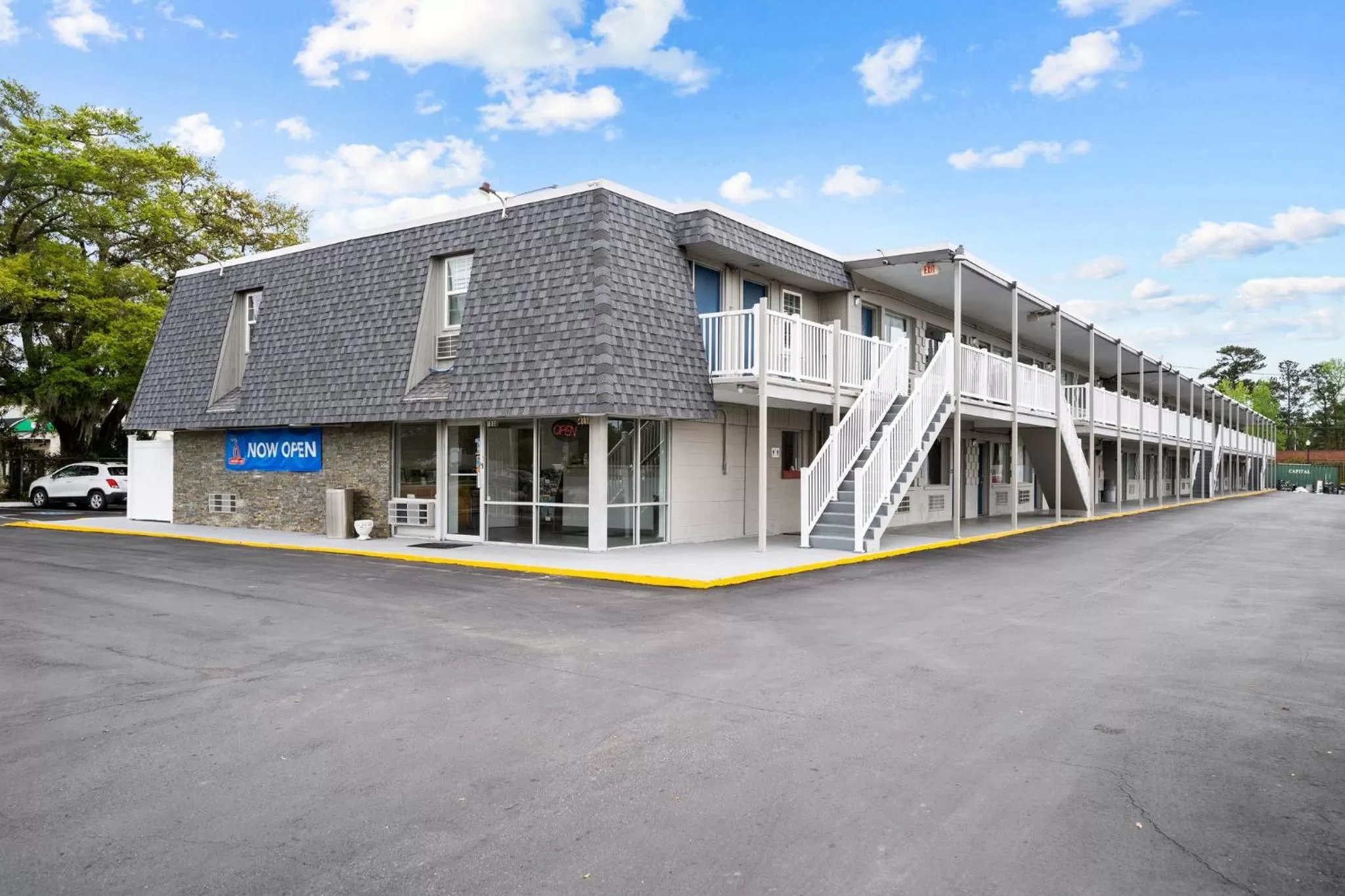 Property building in Studio 6 Wilmington, NC