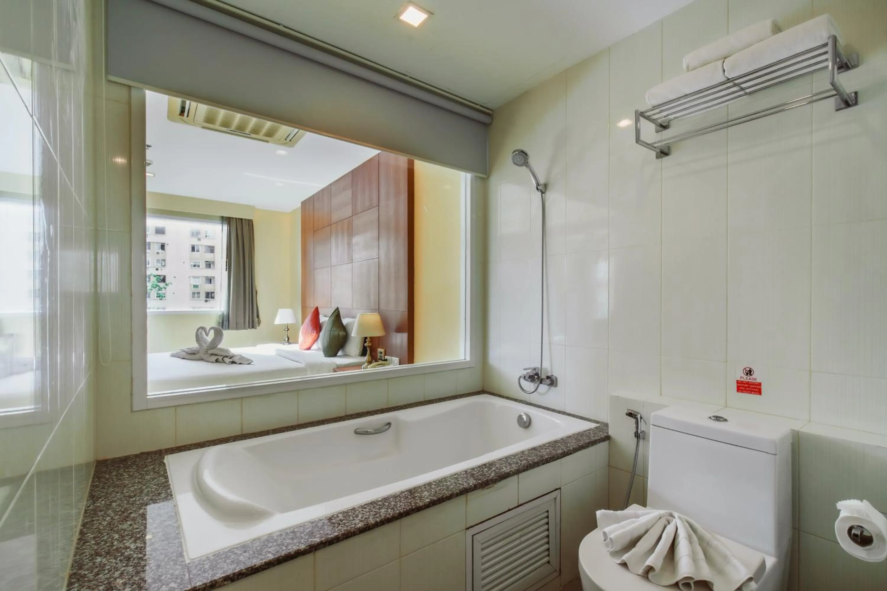 Shower in Elite Suites Patong