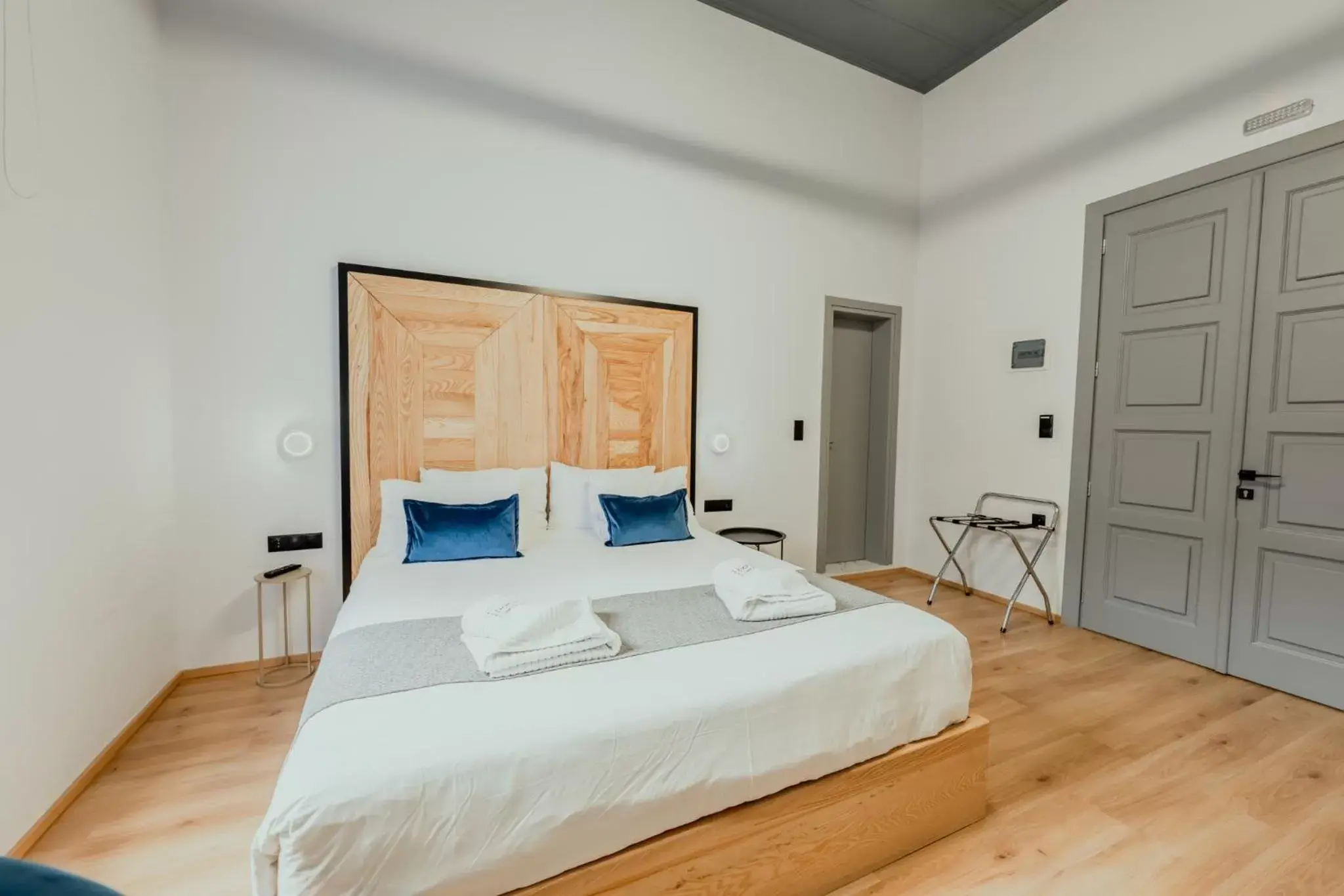 Bed in Impero Nafplio Hotel & Suites