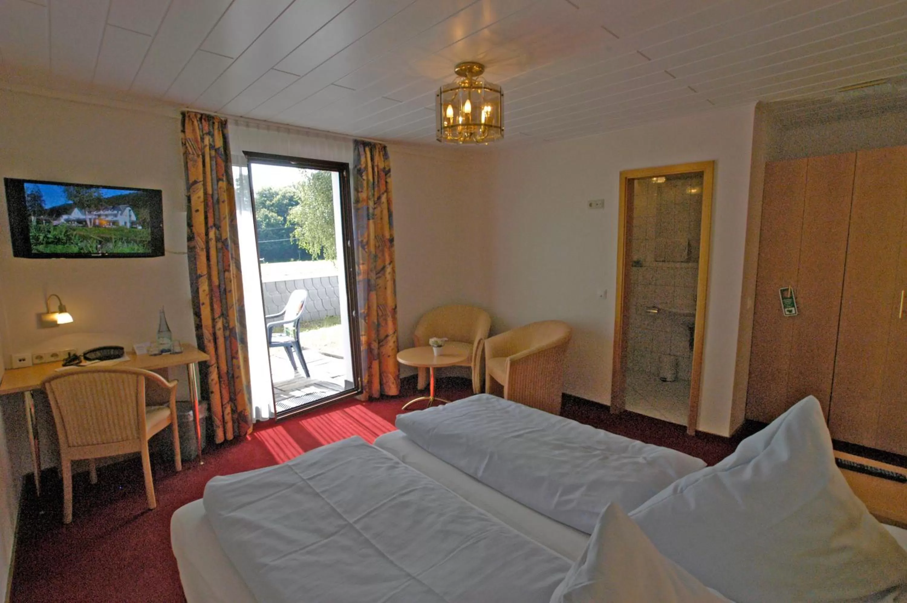 Bed in Hotel Strand-Café