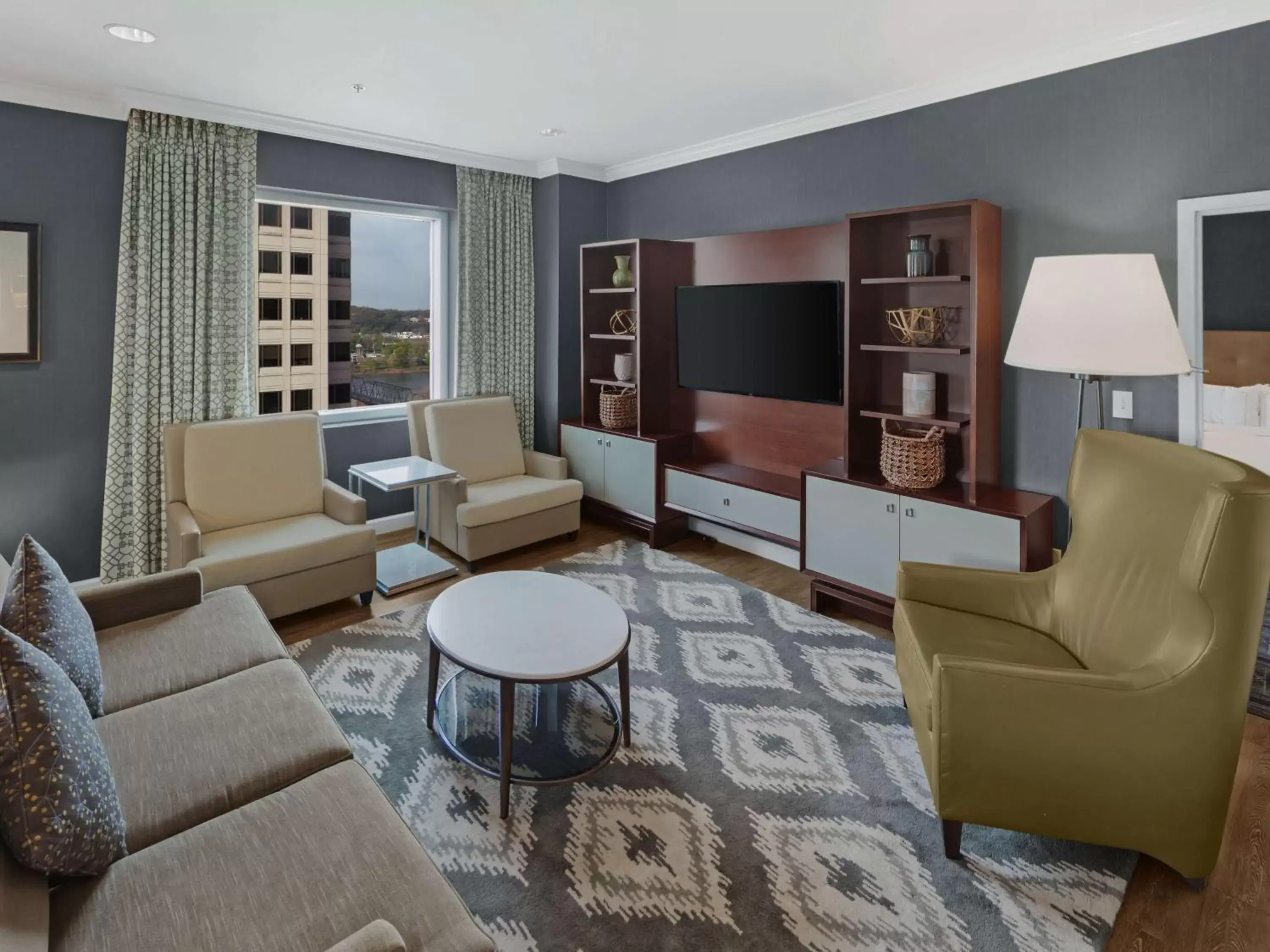 Living room, Seating Area in Hilton Harrisburg near Hershey Park