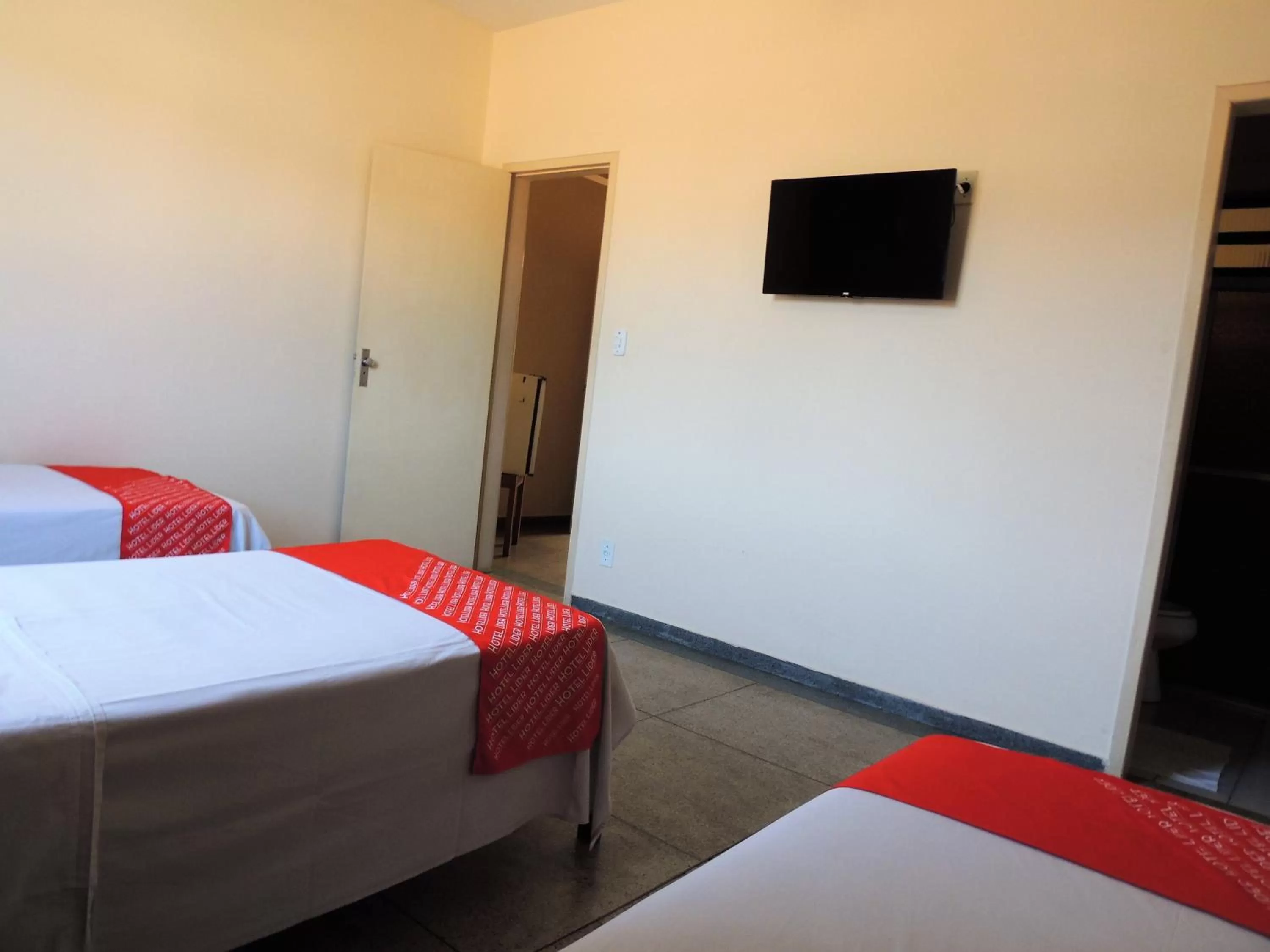 Bedroom, Bed in Hotel Líder