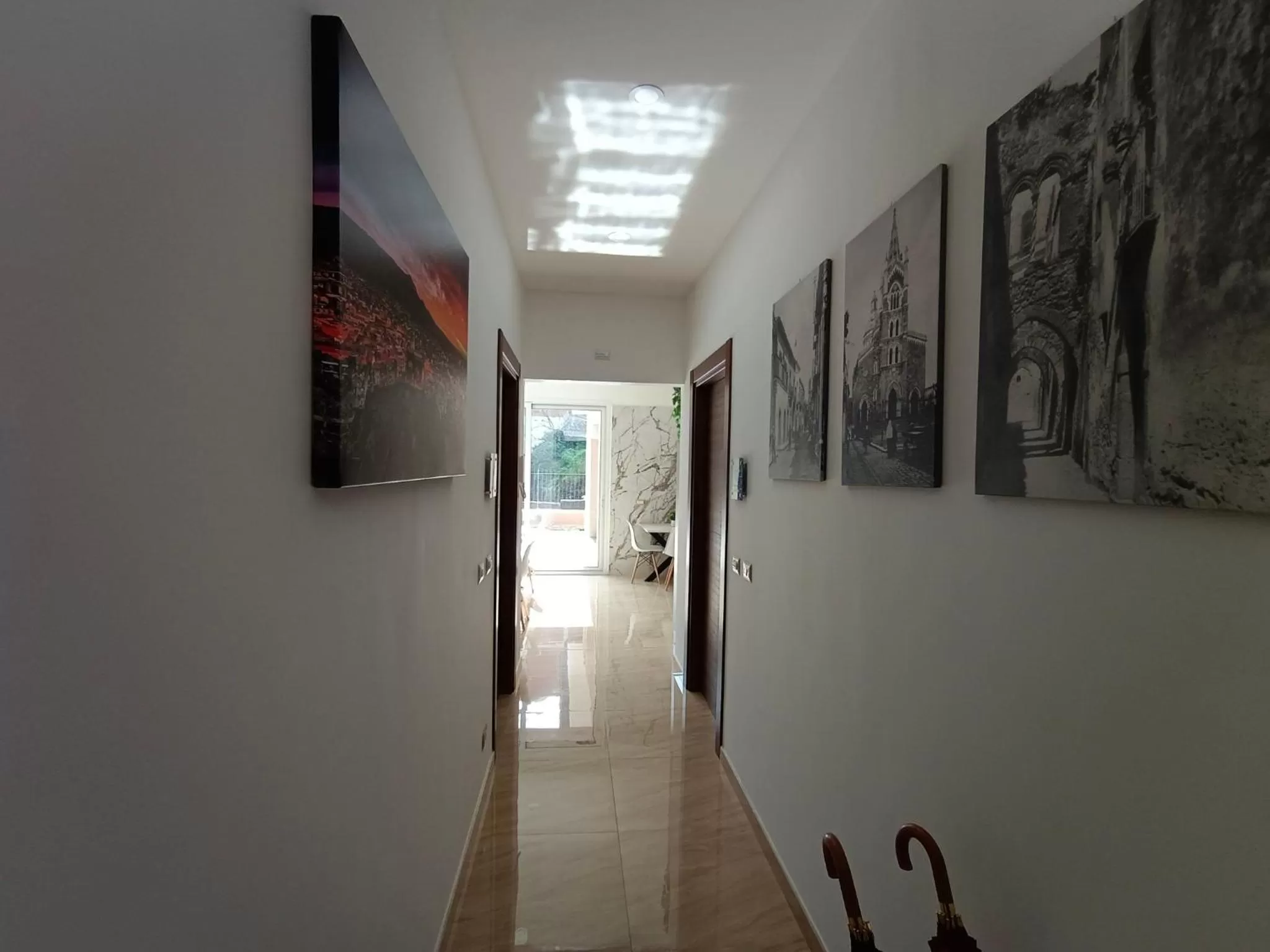 Internal: Not applicable to any particular room in Diamond