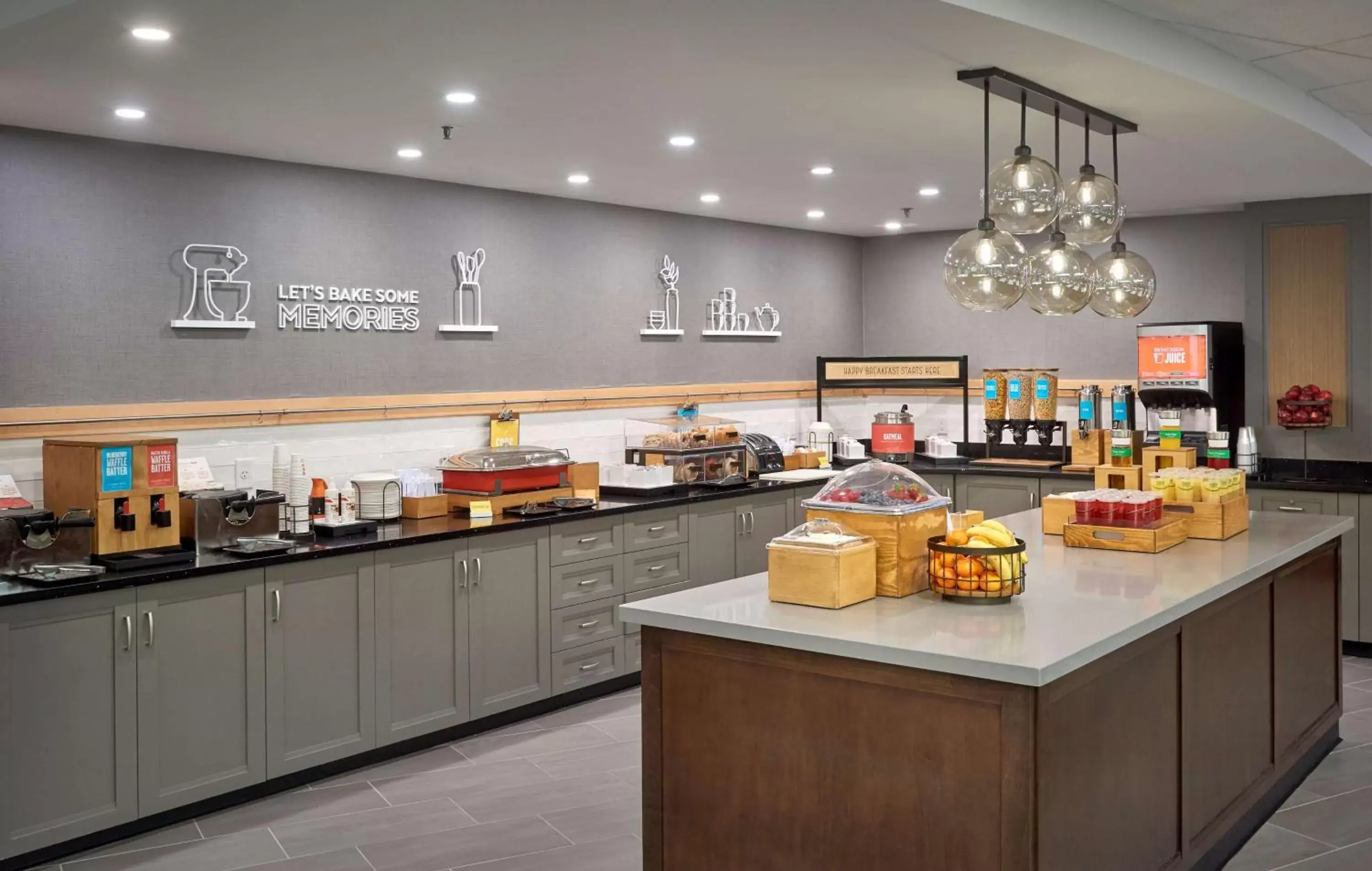 Breakfast in Hampton Inn by Hilton Harrisburg West Breakfast in Hampton Inn by Hilton Harrisburg West