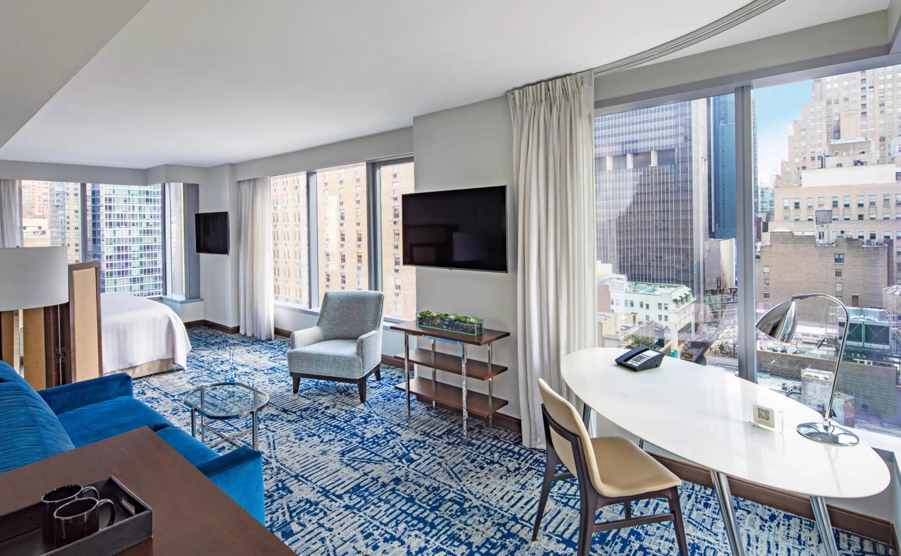 Photo of the whole room in InterContinental New York Times Square by IHG
