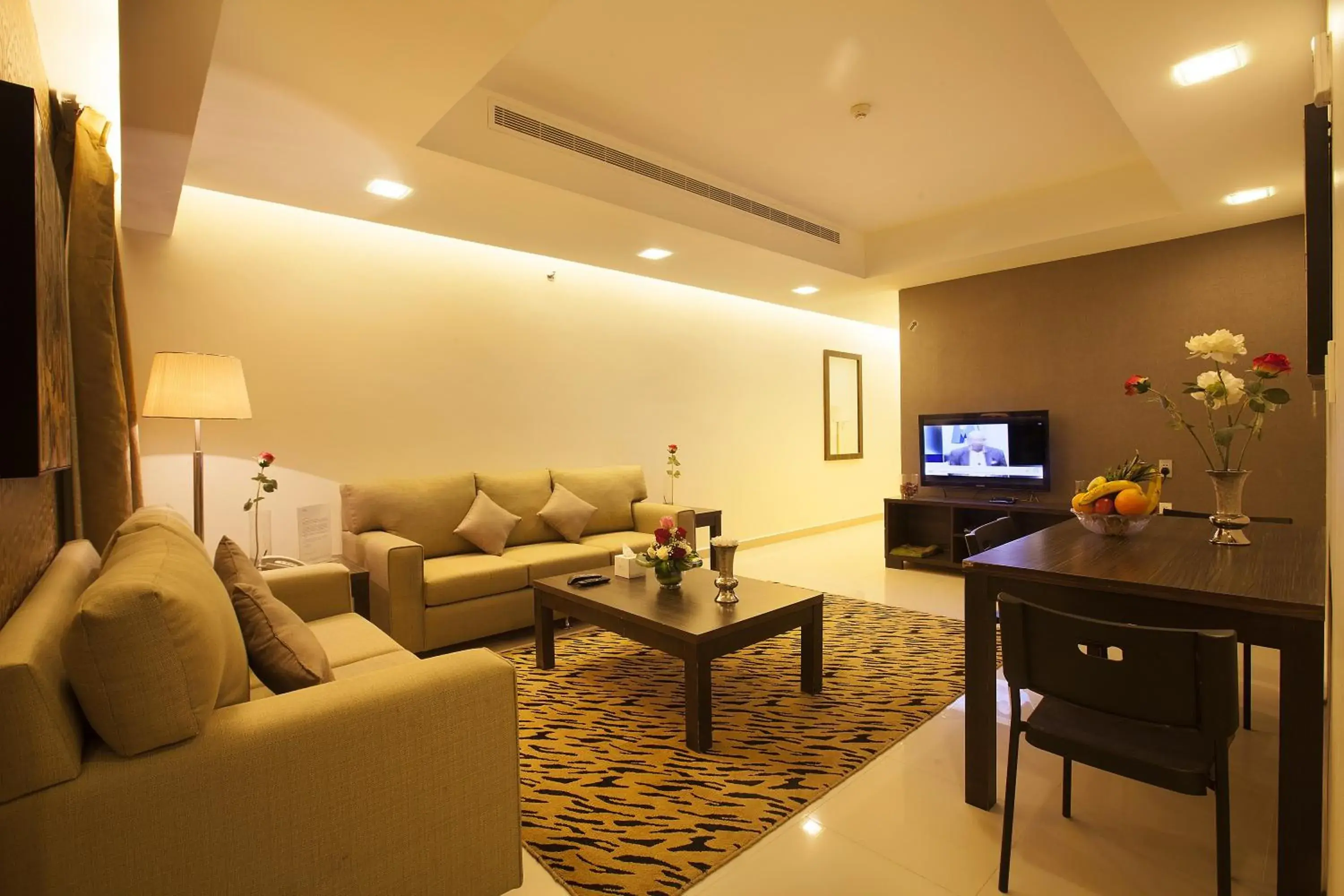 Living room, Seating Area in Watheer Hotel Suite