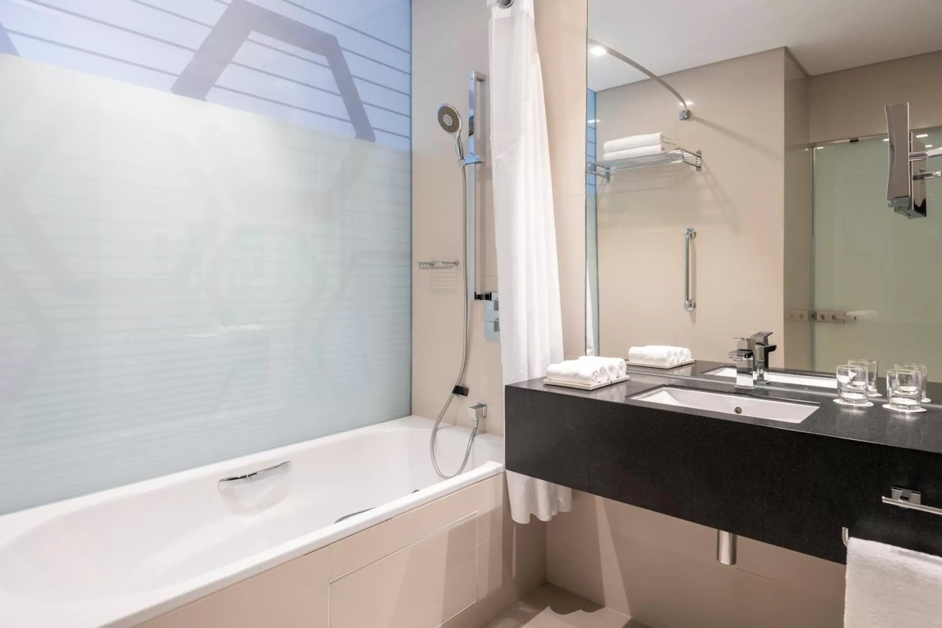 Bathroom in Holiday Inn - Doha - The Business Park, an IHG Hotel