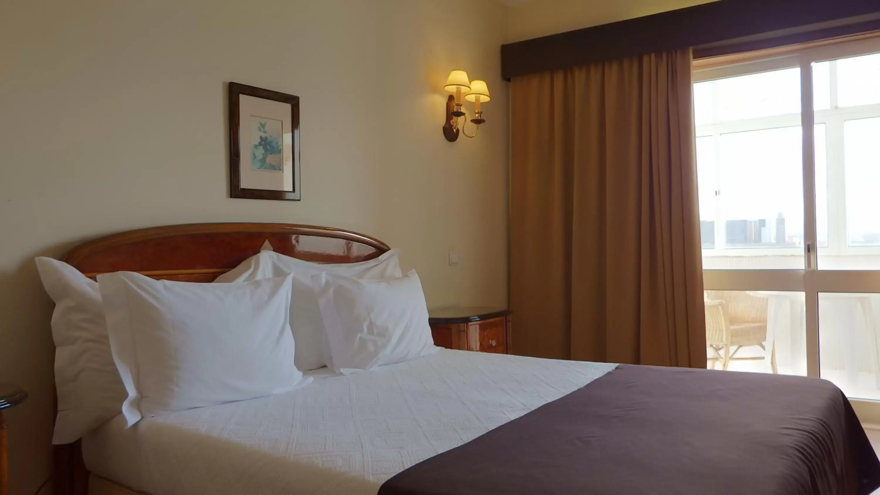 Standard Single Room with City View in Golden Tulip Porto Gaia Hotel & SPA