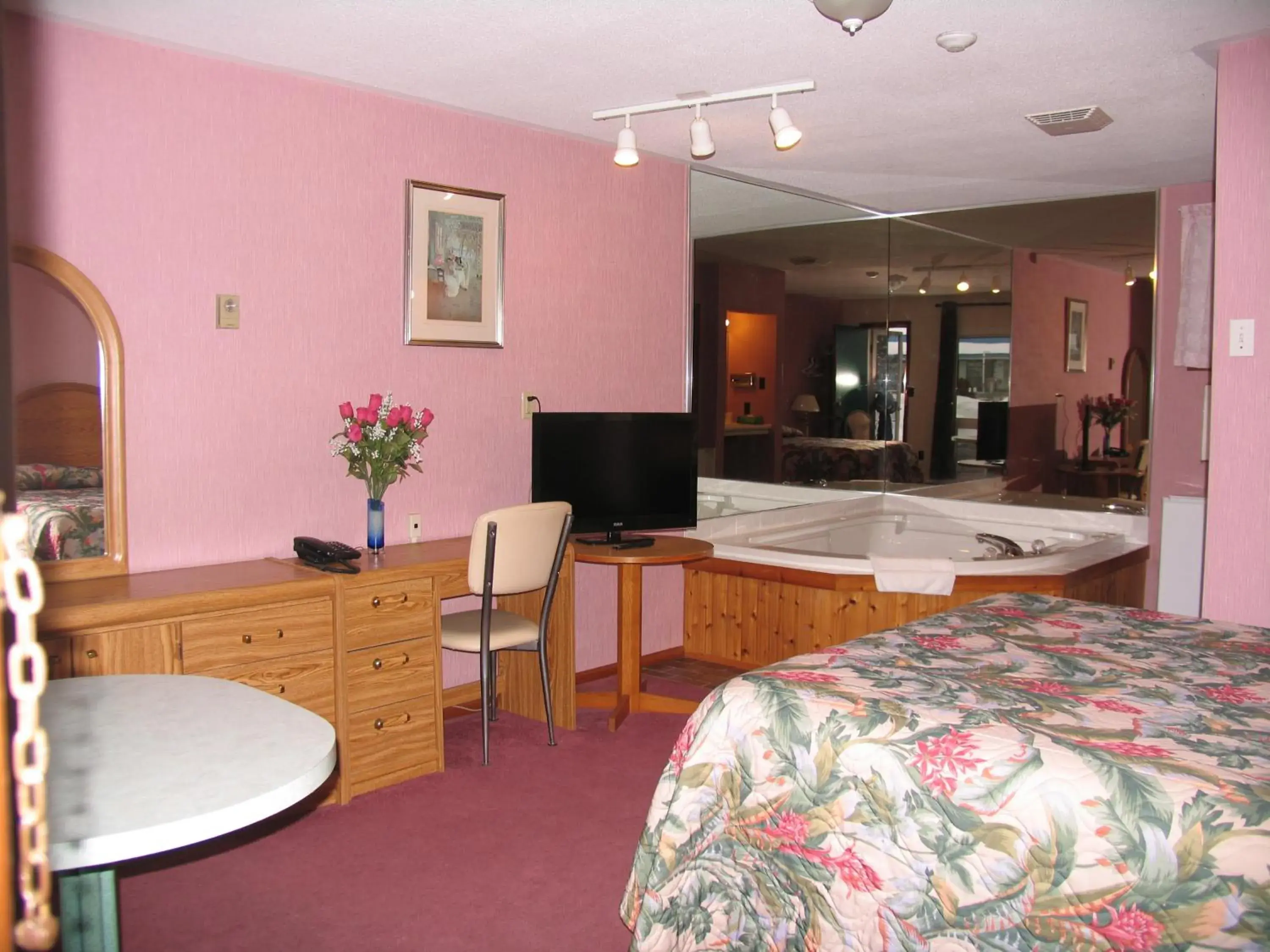 Spa and wellness centre/facilities in Seven Oakes Motel