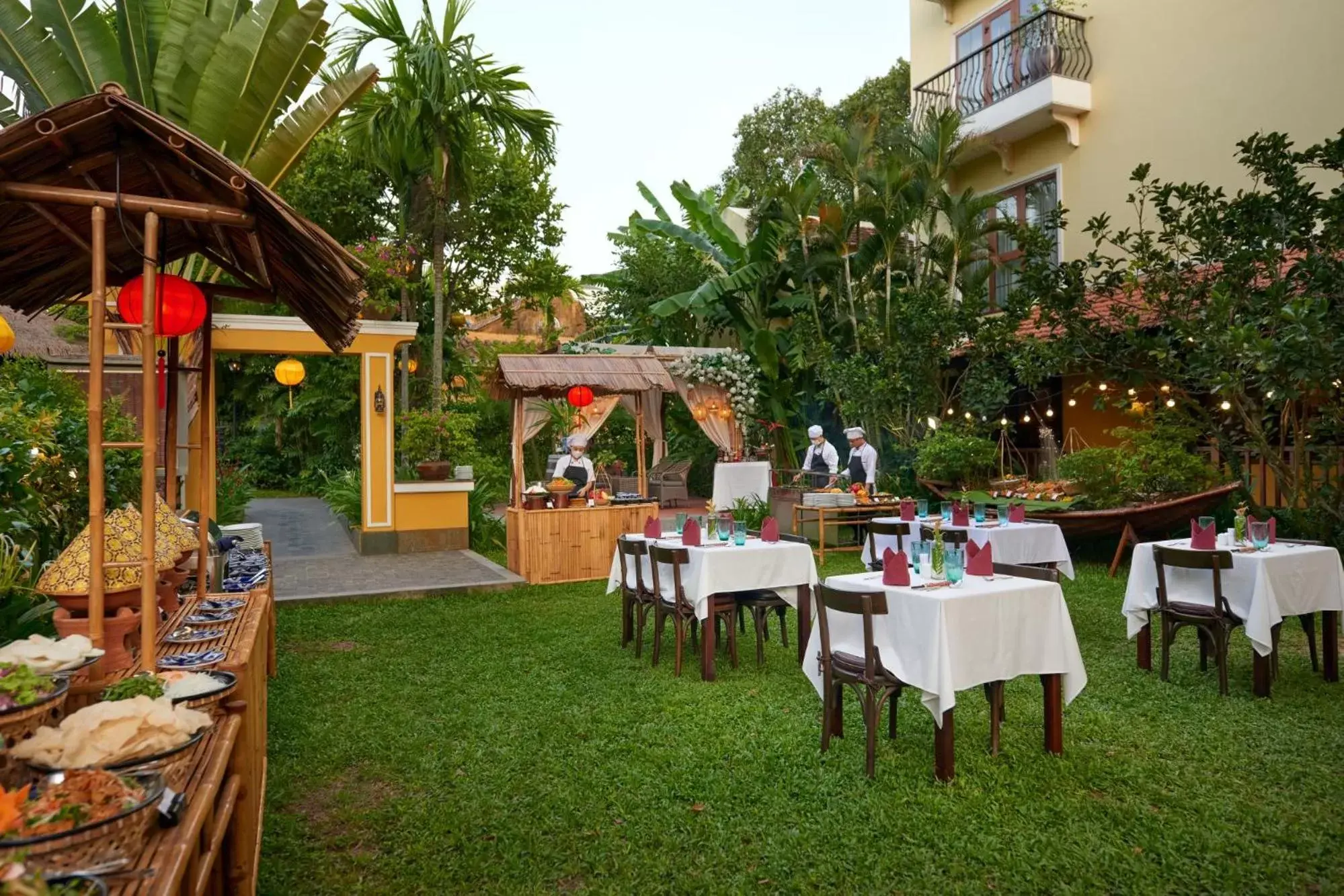 Garden, Restaurant/Places to Eat in La Siesta Hoi An Resort & Spa