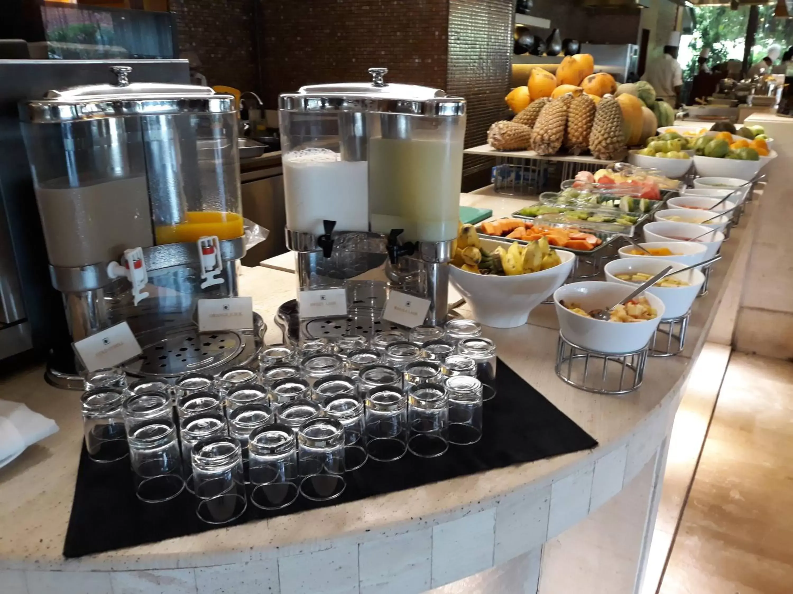 Buffet breakfast in Taj Samudra